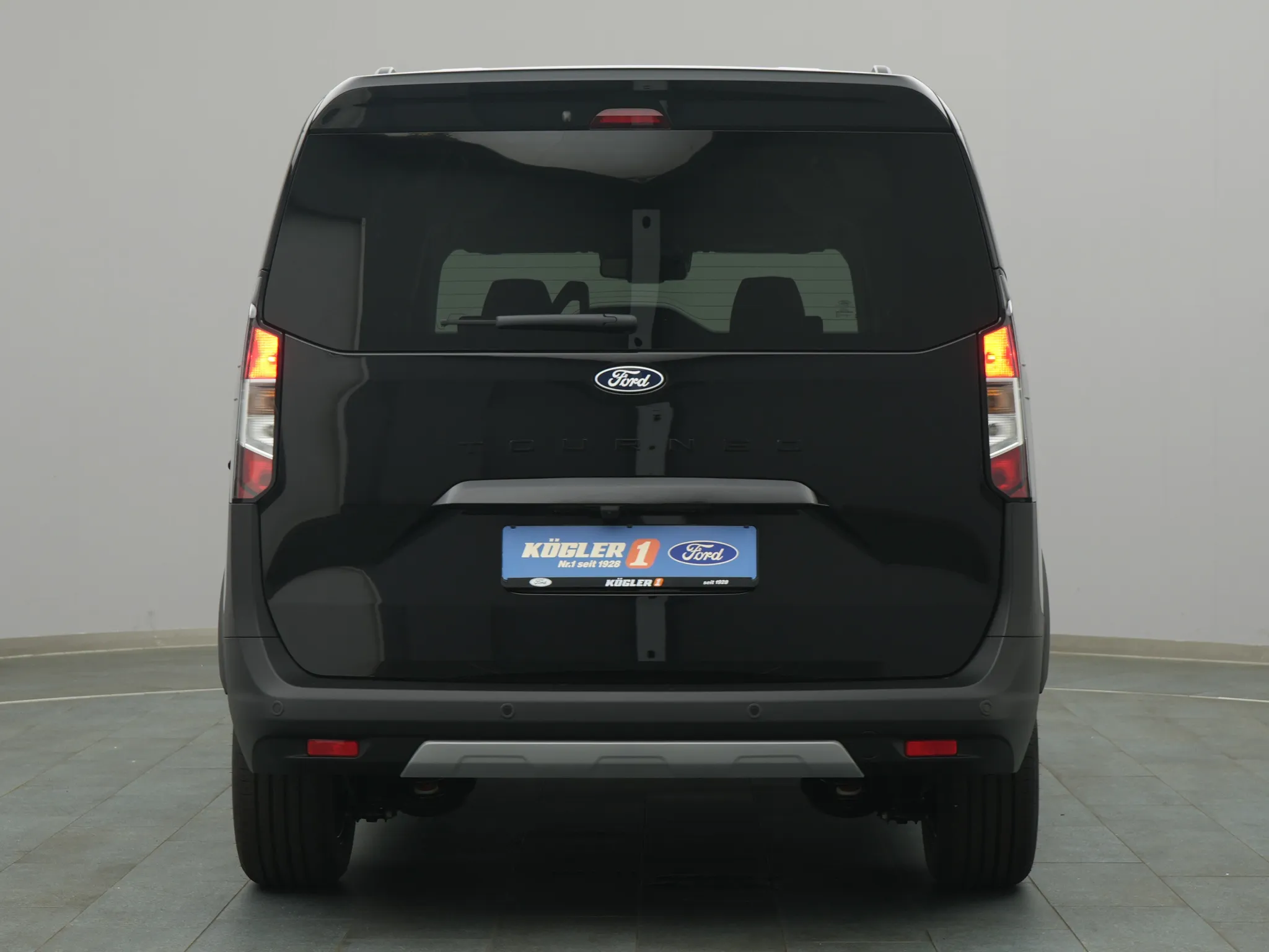 Ford Tourneo Courier Active – Bild 7