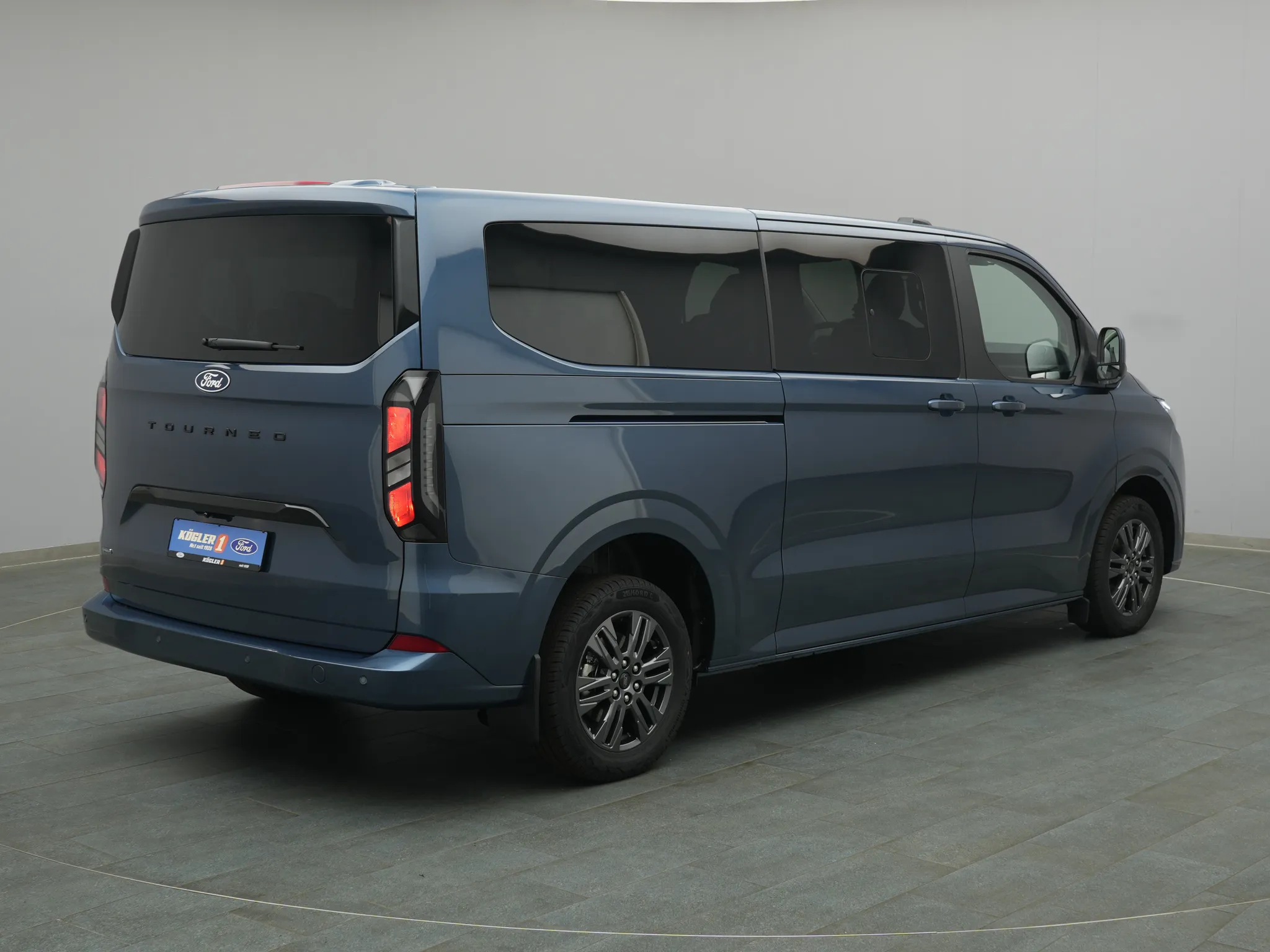 Ford Tourneo Custom – Bild 4