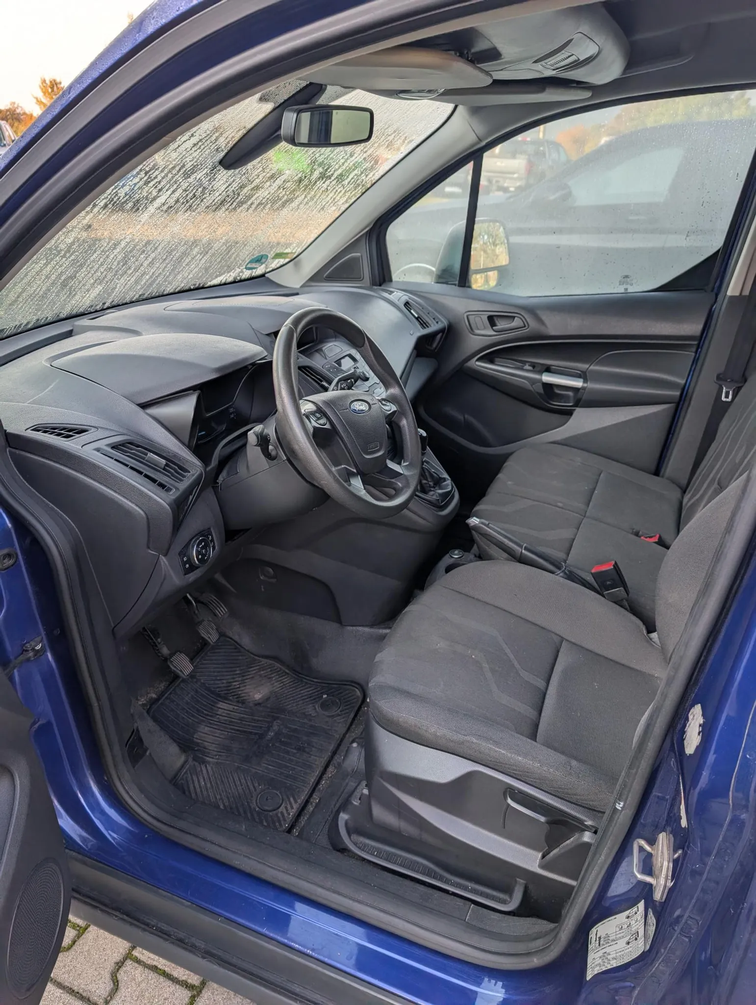 Ford Transit Connect Kasten – Bild 6