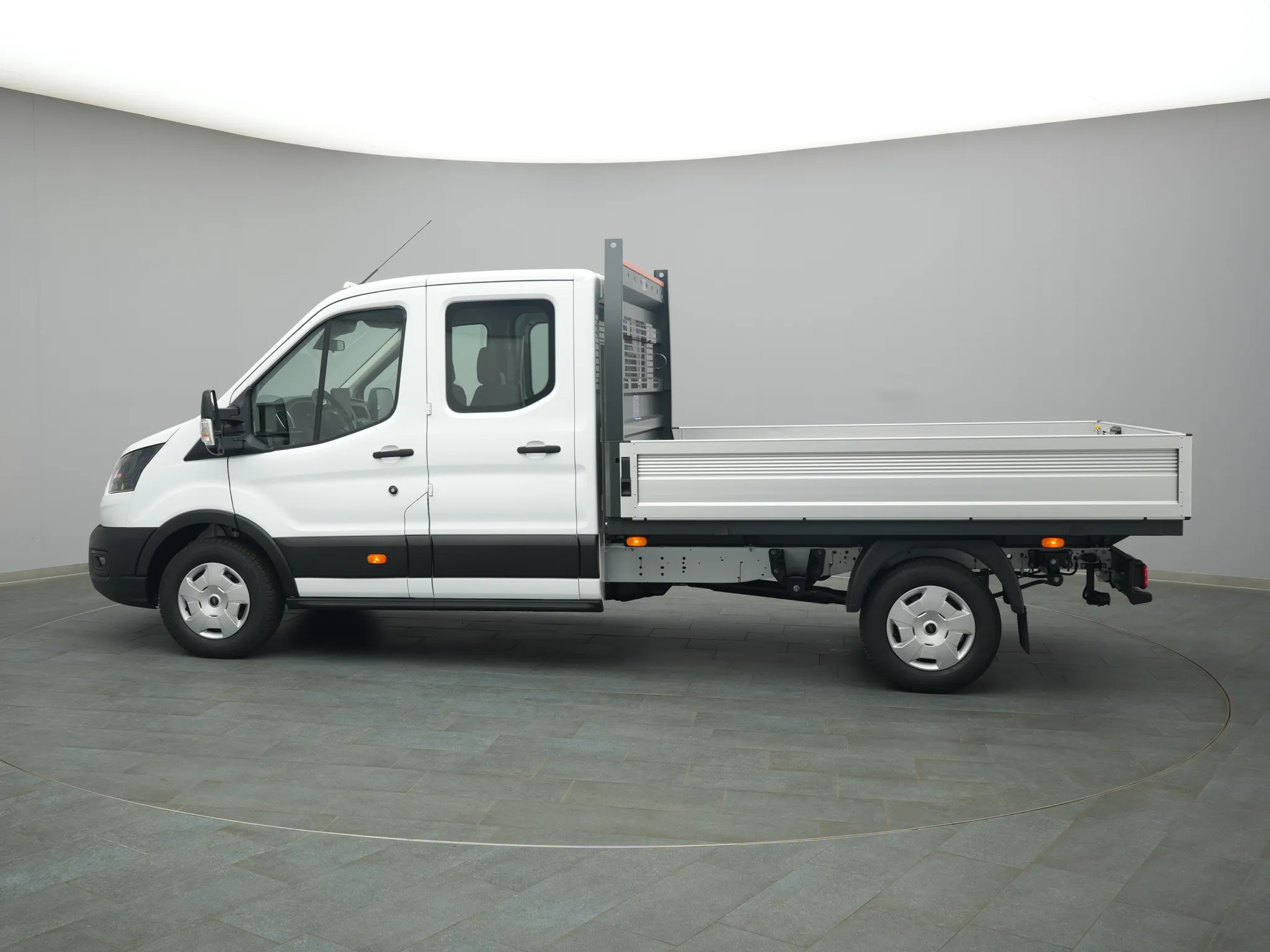 Ford Transit Pritsche Doka – Bild 3