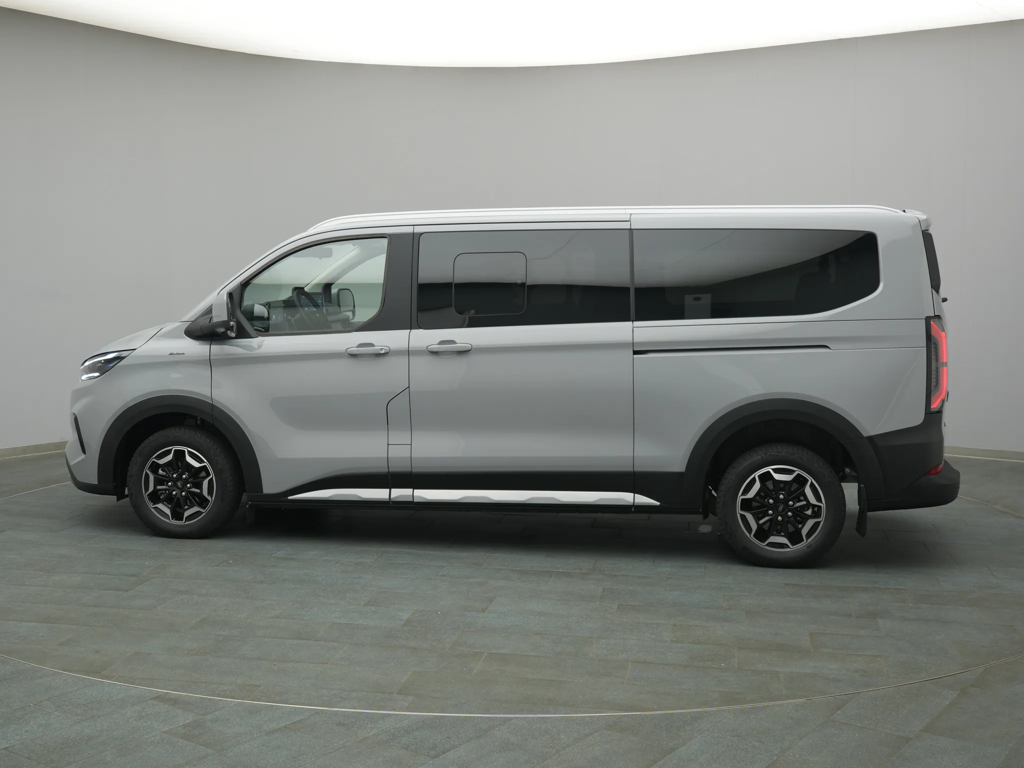 Ford Tourneo Custom – Bild 3