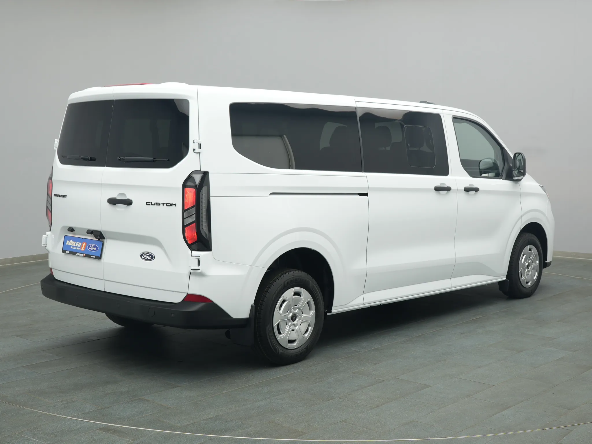 Ford Transit Custom Kombi – Bild 4