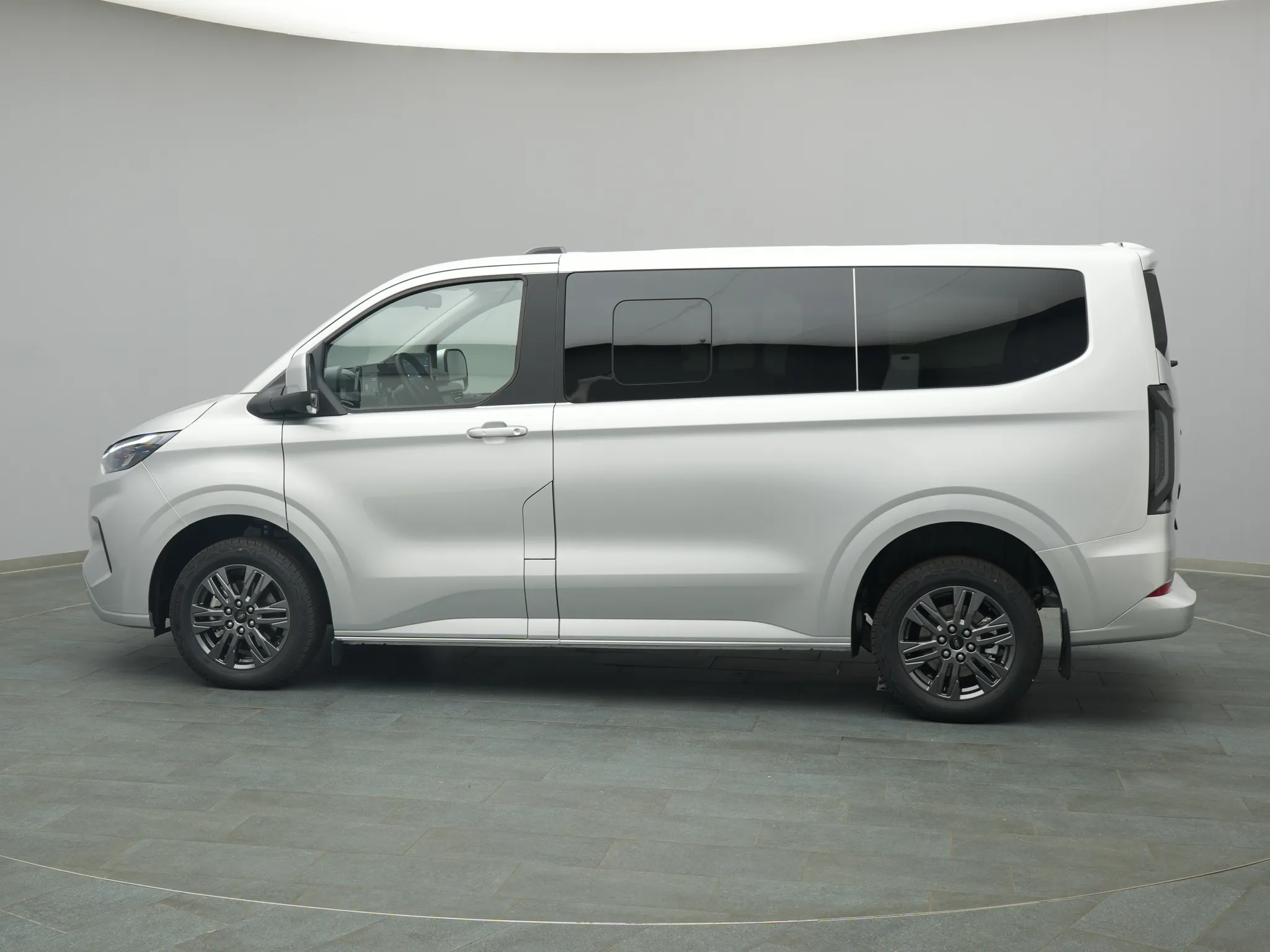 Ford Tourneo Custom – Bild 3