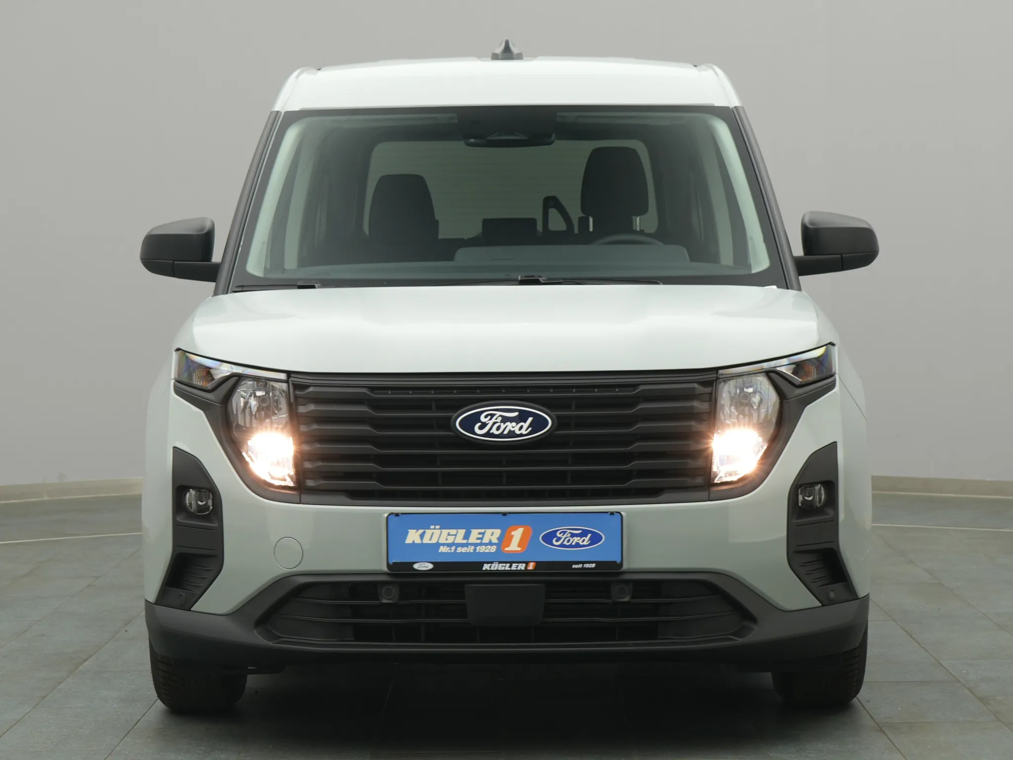 Ford Tourneo Courier Trend – Bild 6