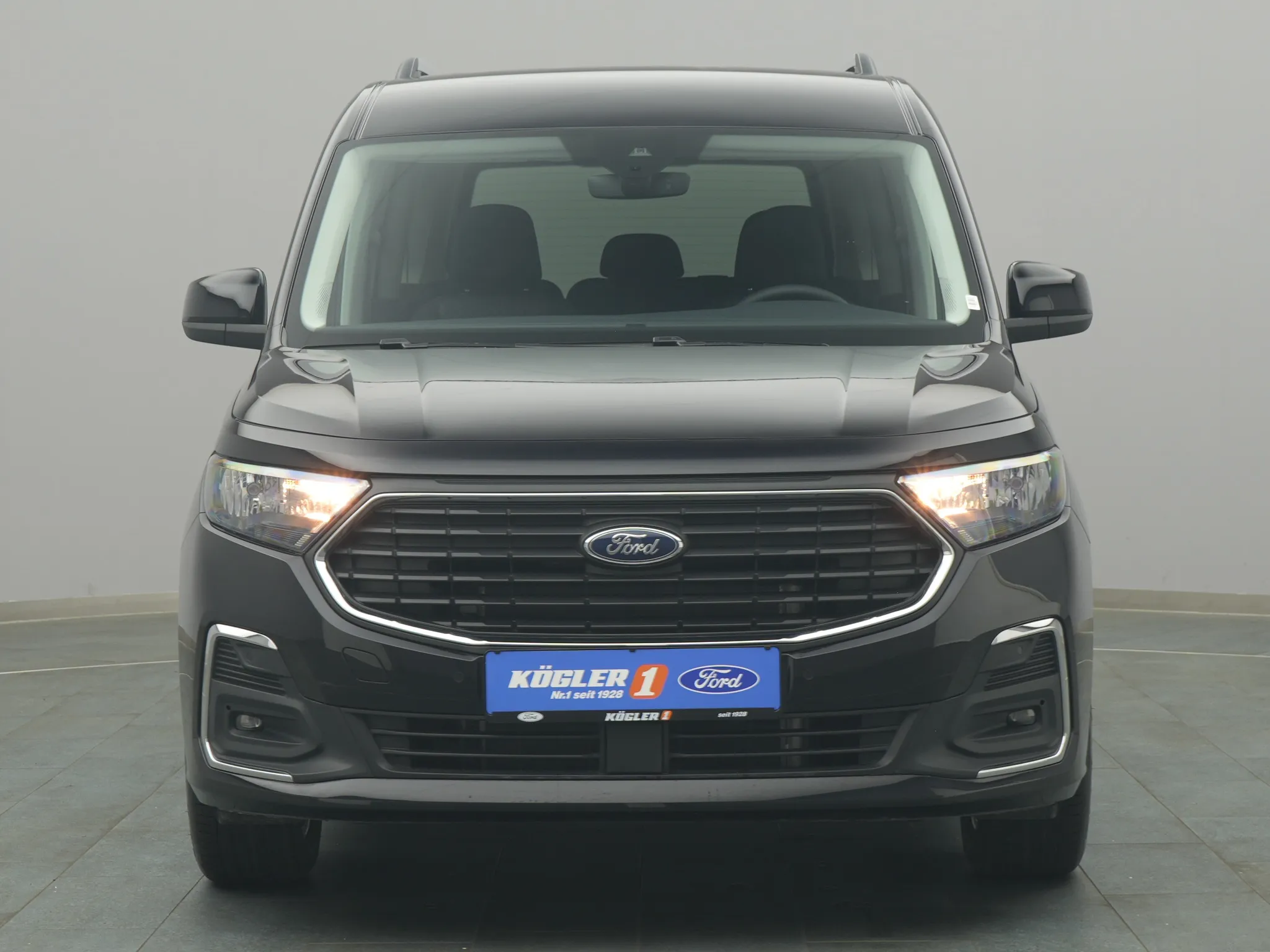 Ford Tourneo Connect Titanium – Bild 6