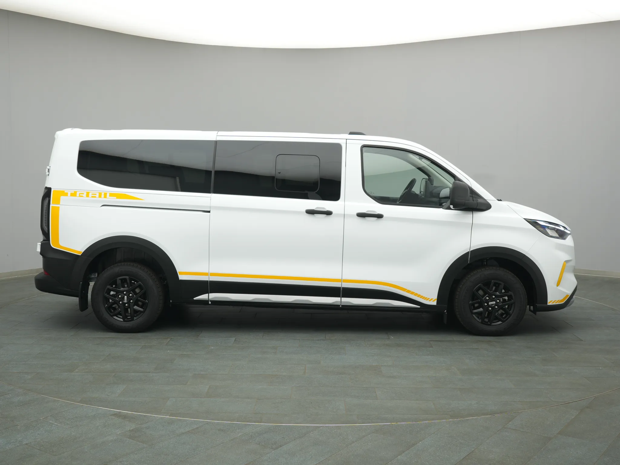 Ford Transit Custom Kombi – Bild 8