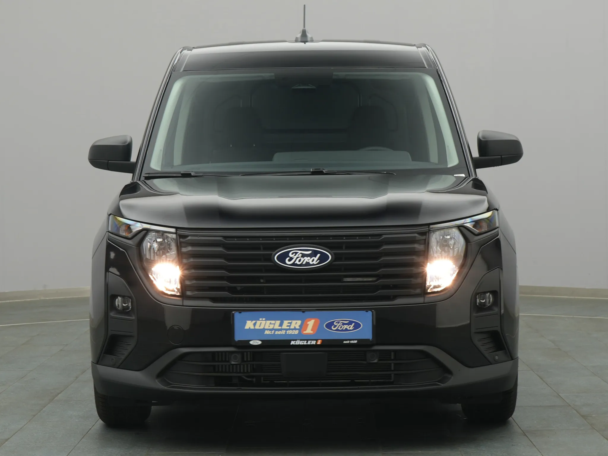 Ford Transit Courier Kasten – Bild 6