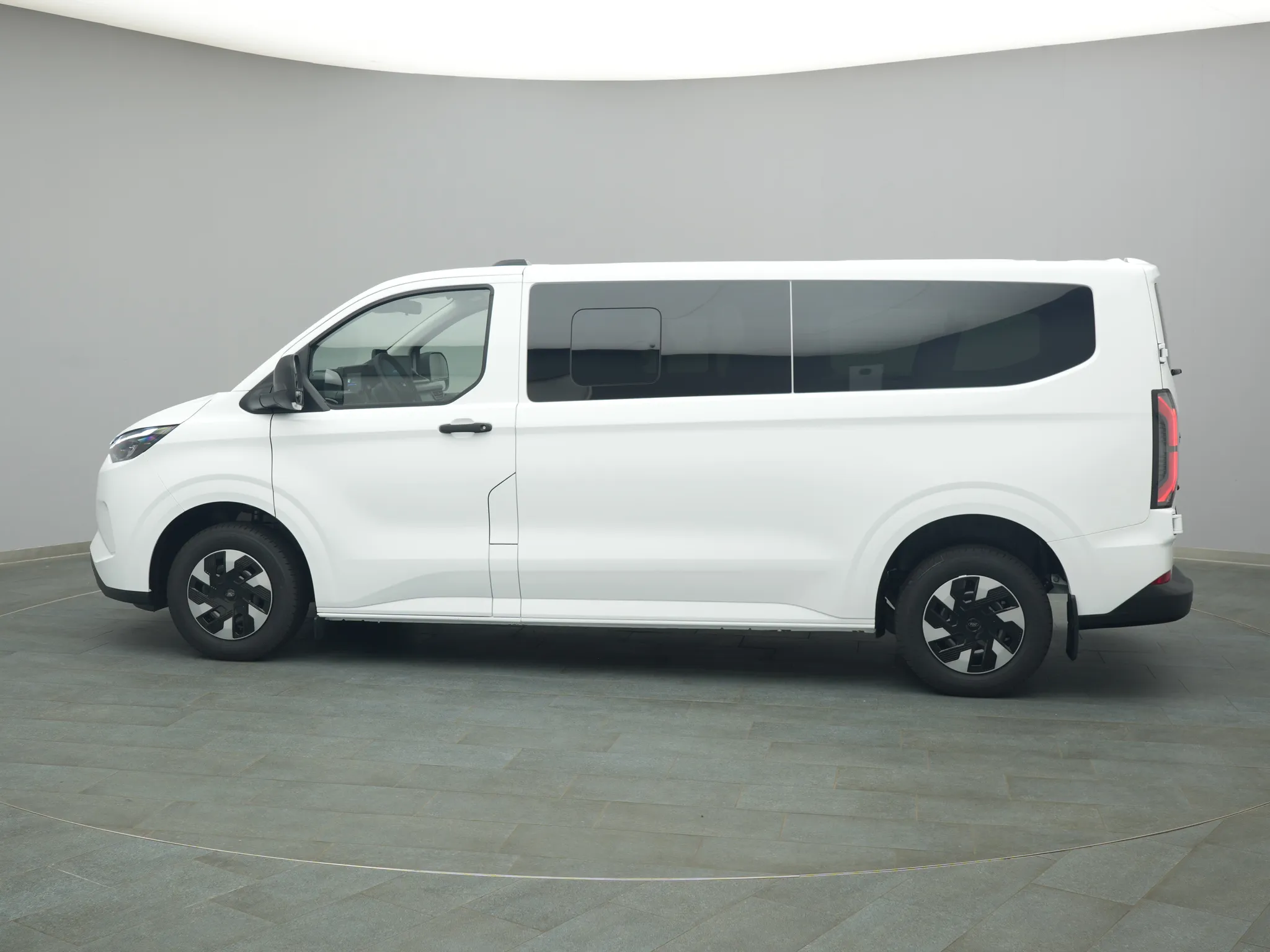 E-Transit Custom Kombi 340 L2 Trend / 101062 | Ford Kögler