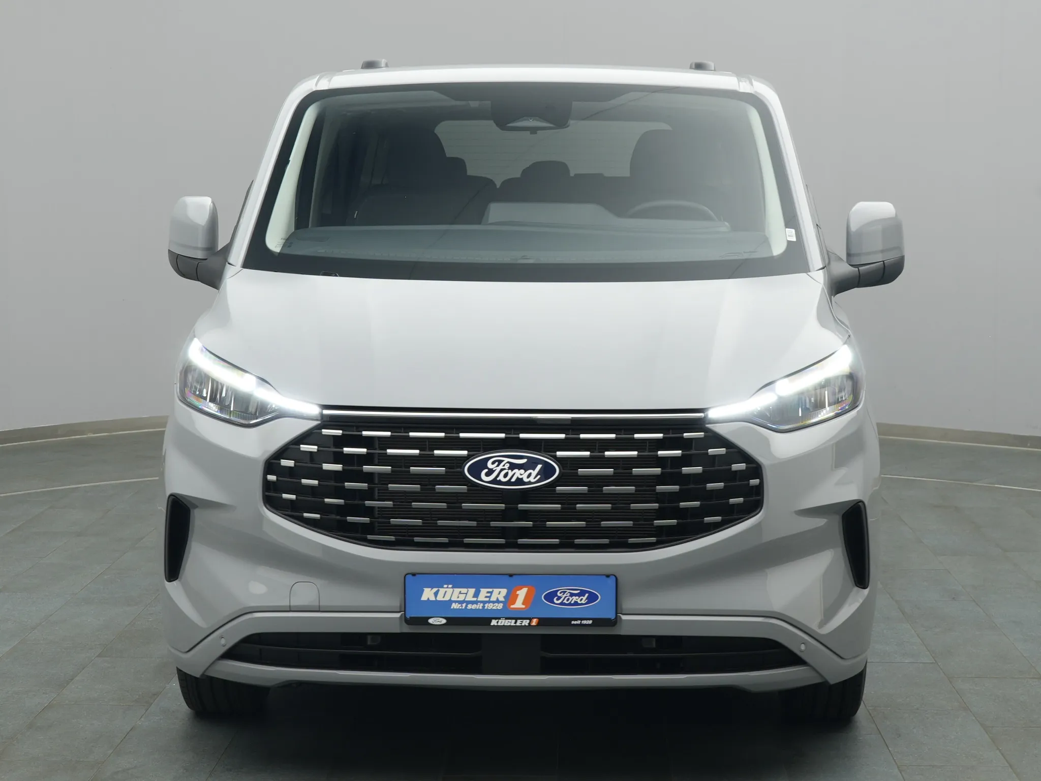 Ford Tourneo Custom – Bild 6