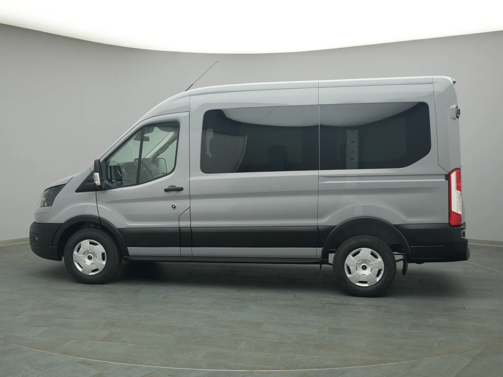 Ford Transit Kombi – Bild 3