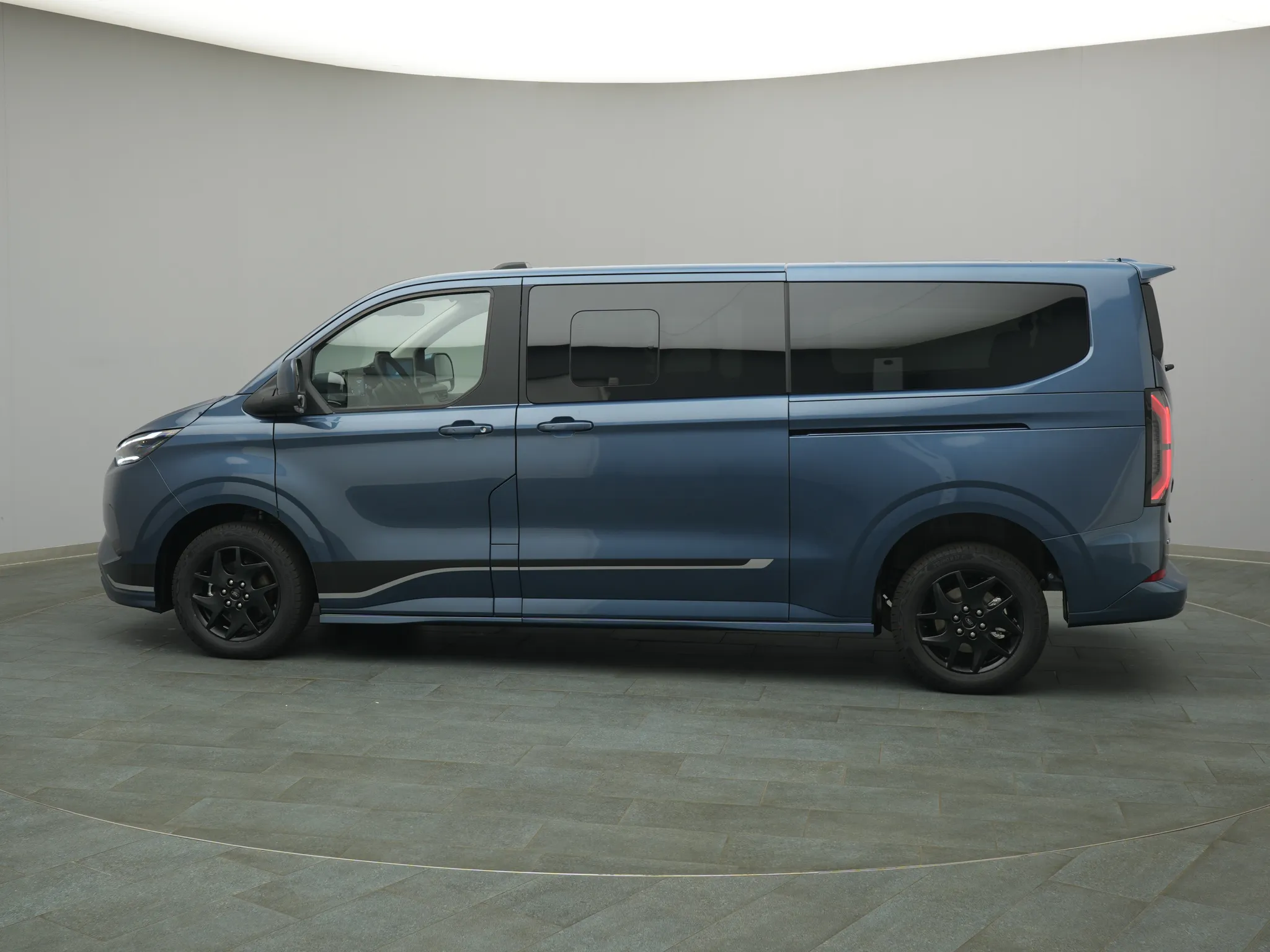 Ford Tourneo Custom – Bild 3