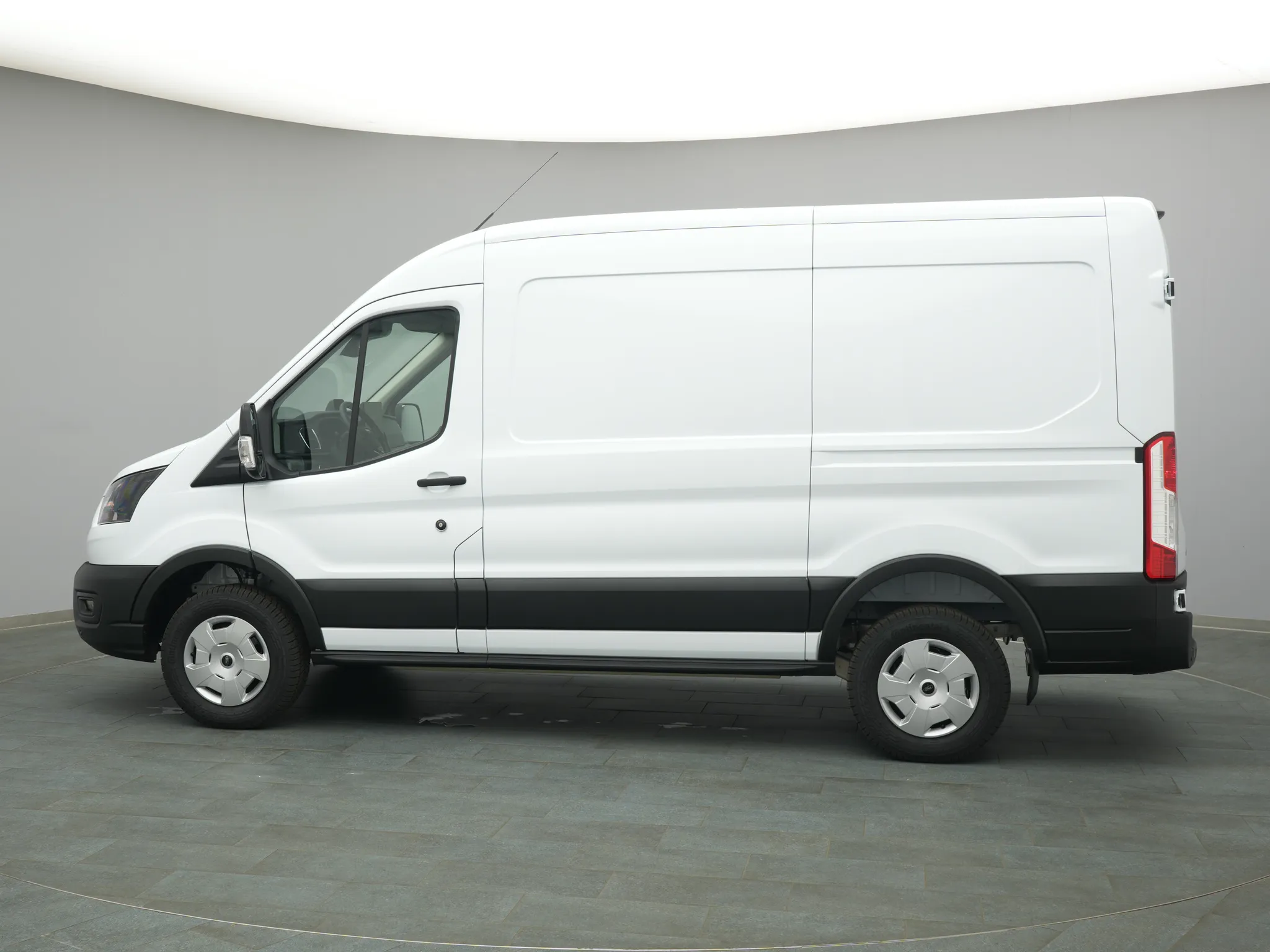 Ford E-Transit Kasten – Bild 3