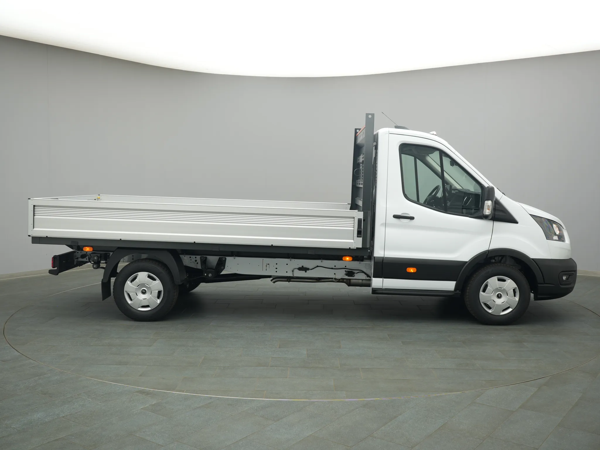 Ford Transit Pritsche EK – Bild 8
