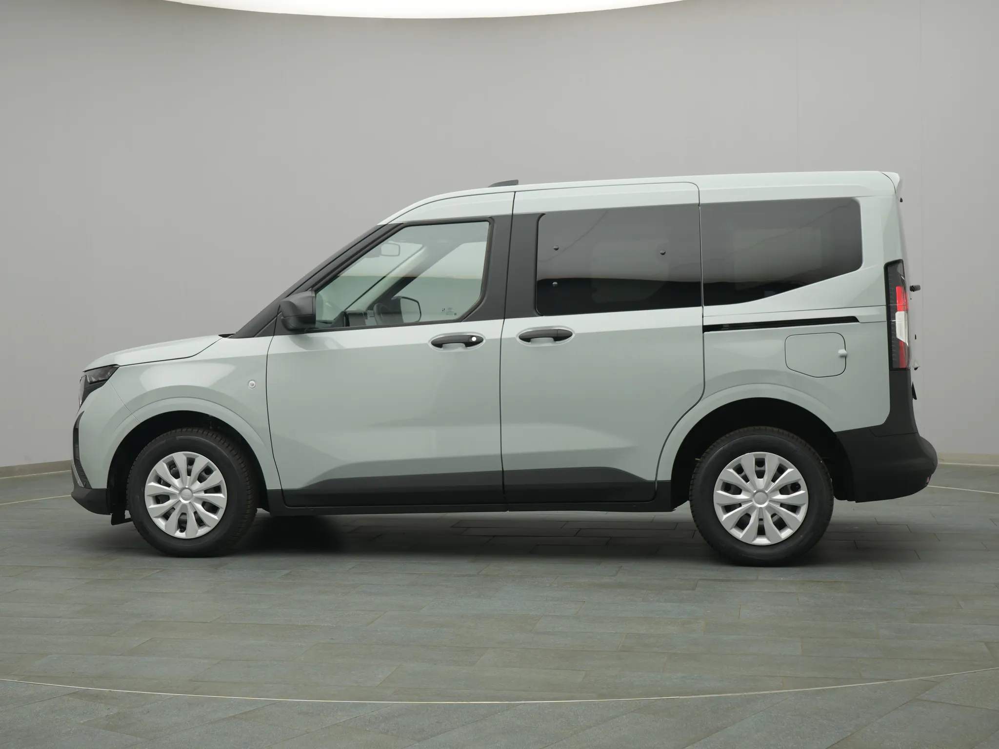 Ford Tourneo Courier Trend – Bild 3