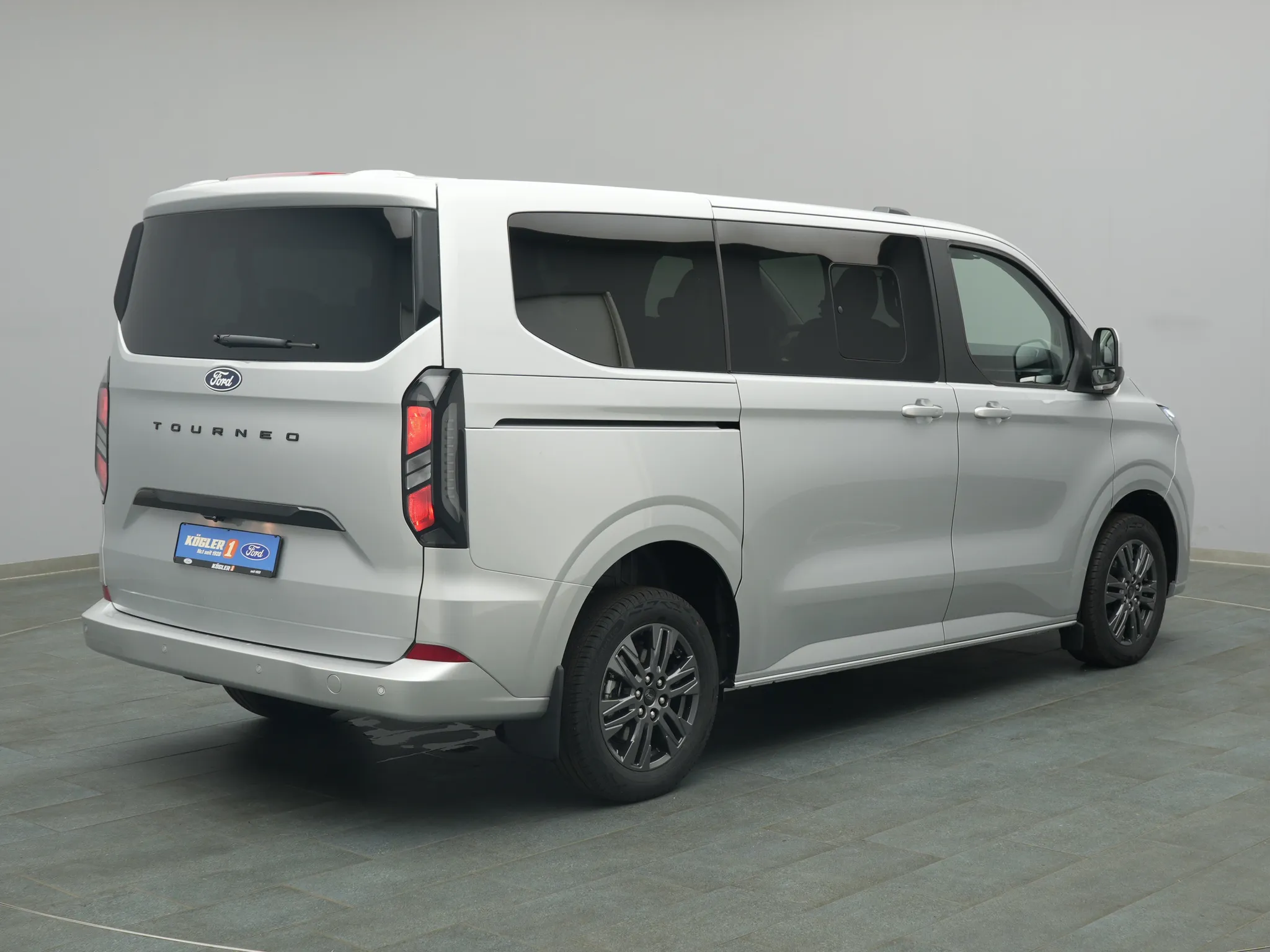 Ford Tourneo Custom – Bild 4