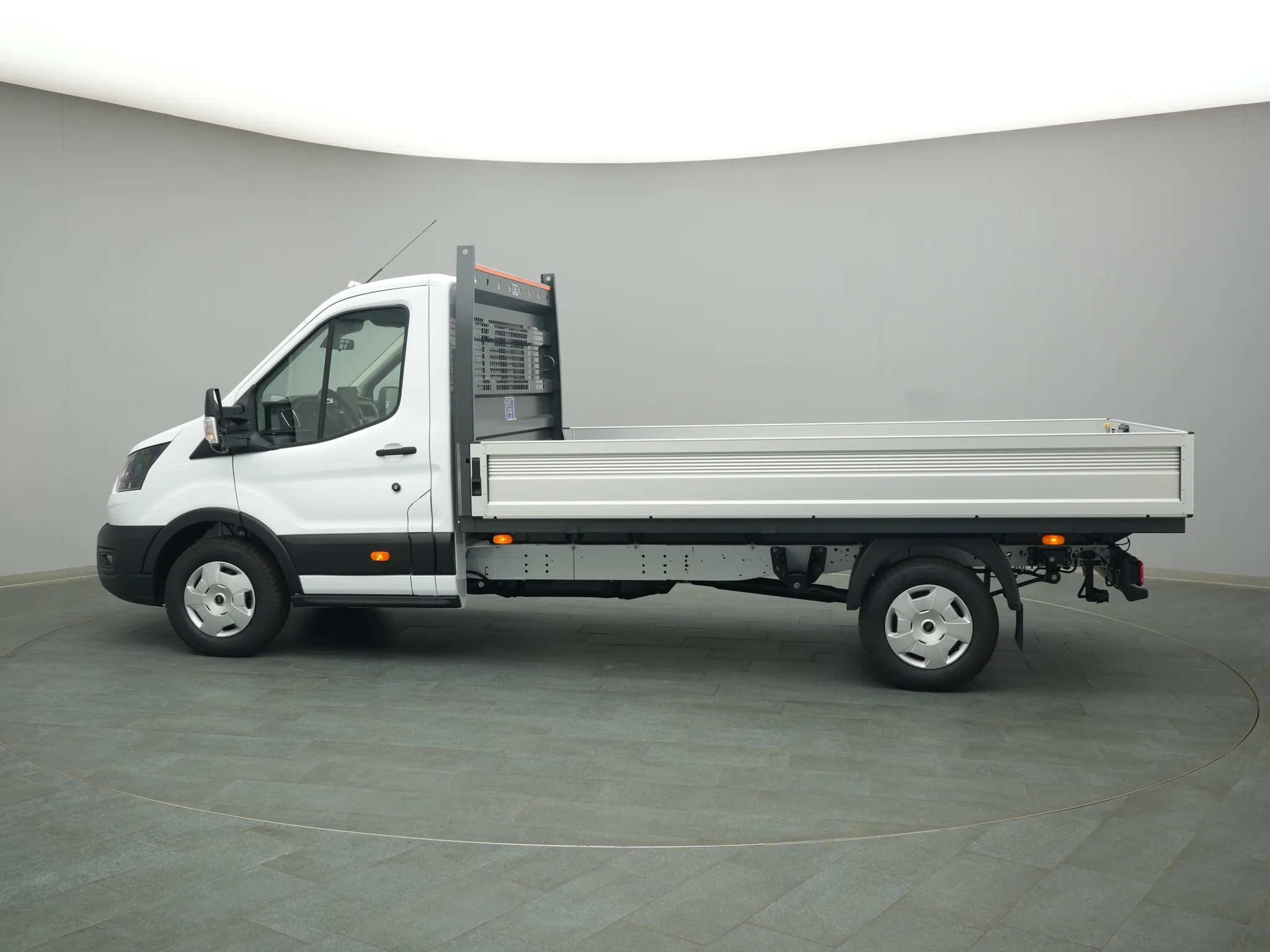 Ford Transit Pritsche EK – Bild 3