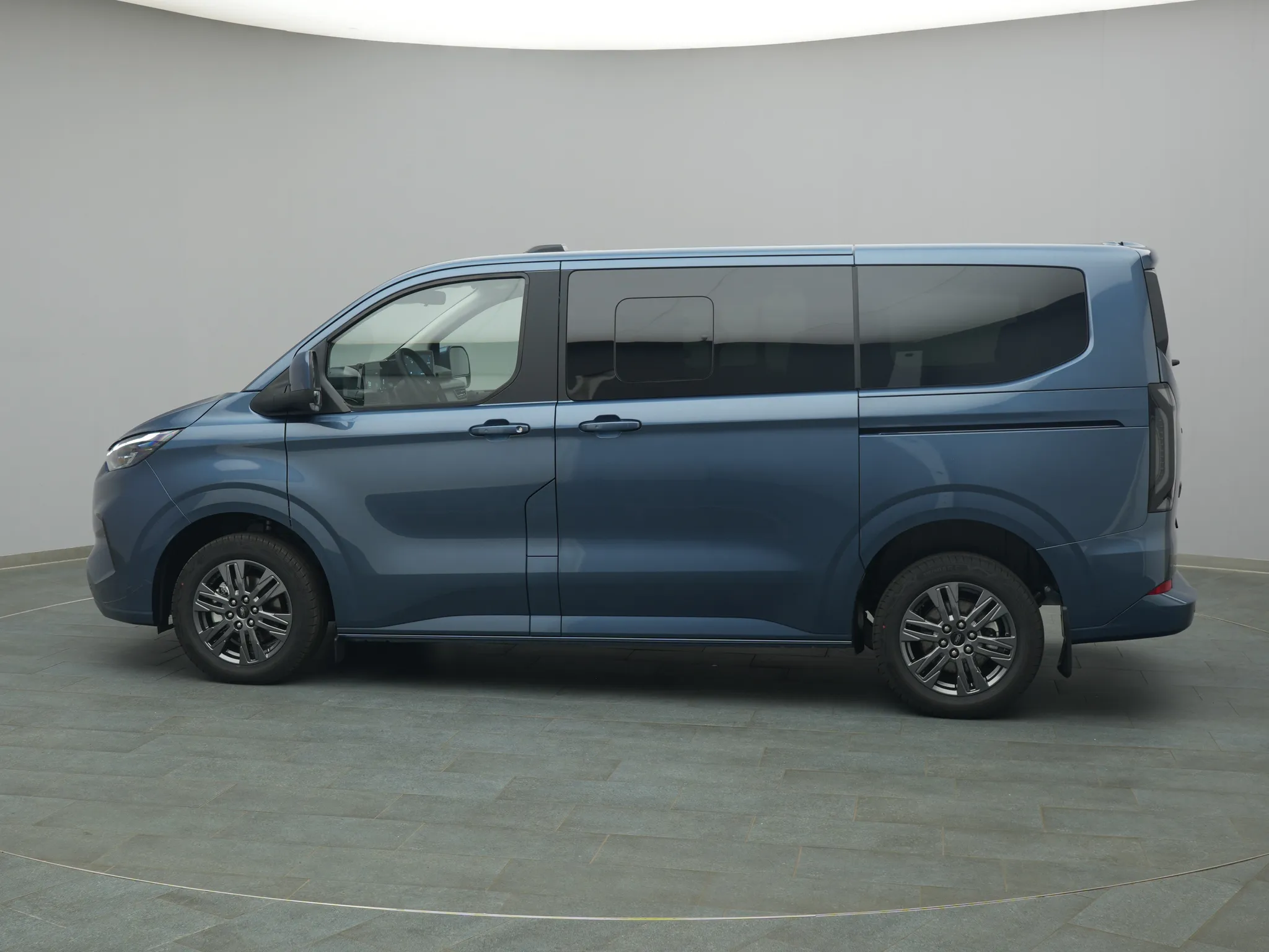 Ford Tourneo Custom – Bild 3