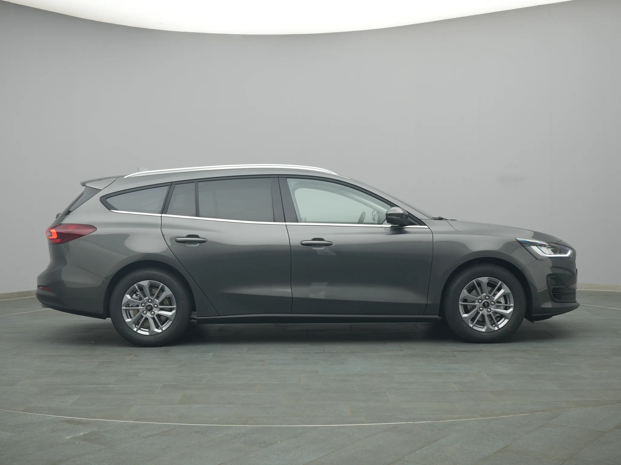 Ford Focus Titanium X – Bild 8