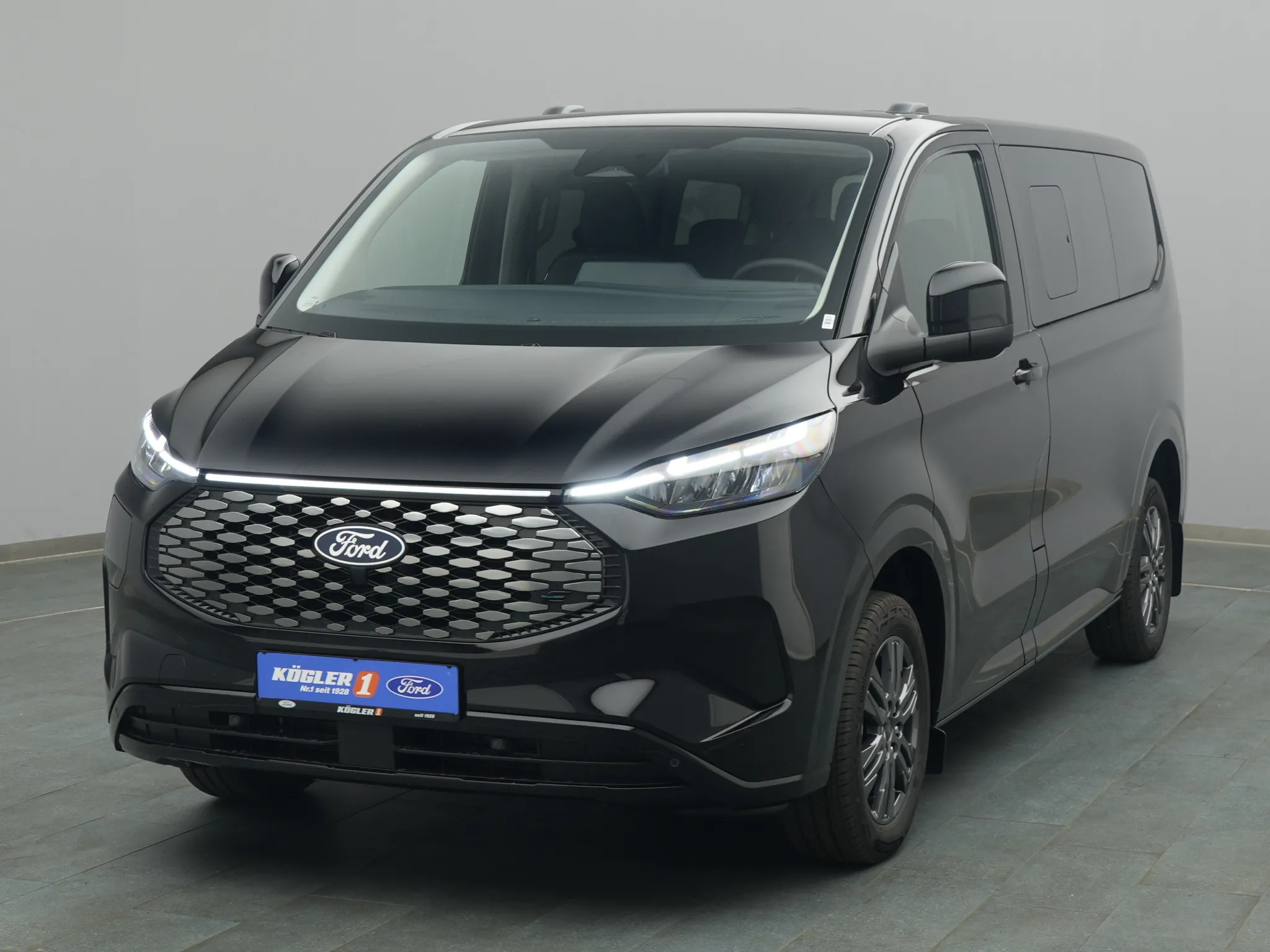 Ford E-Tourneo Custom 340 L1 Titanium / Klima Bild