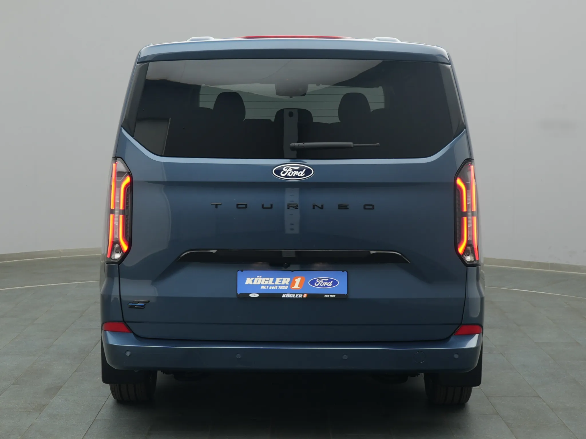 Ford E-Tourneo Custom – Bild 7