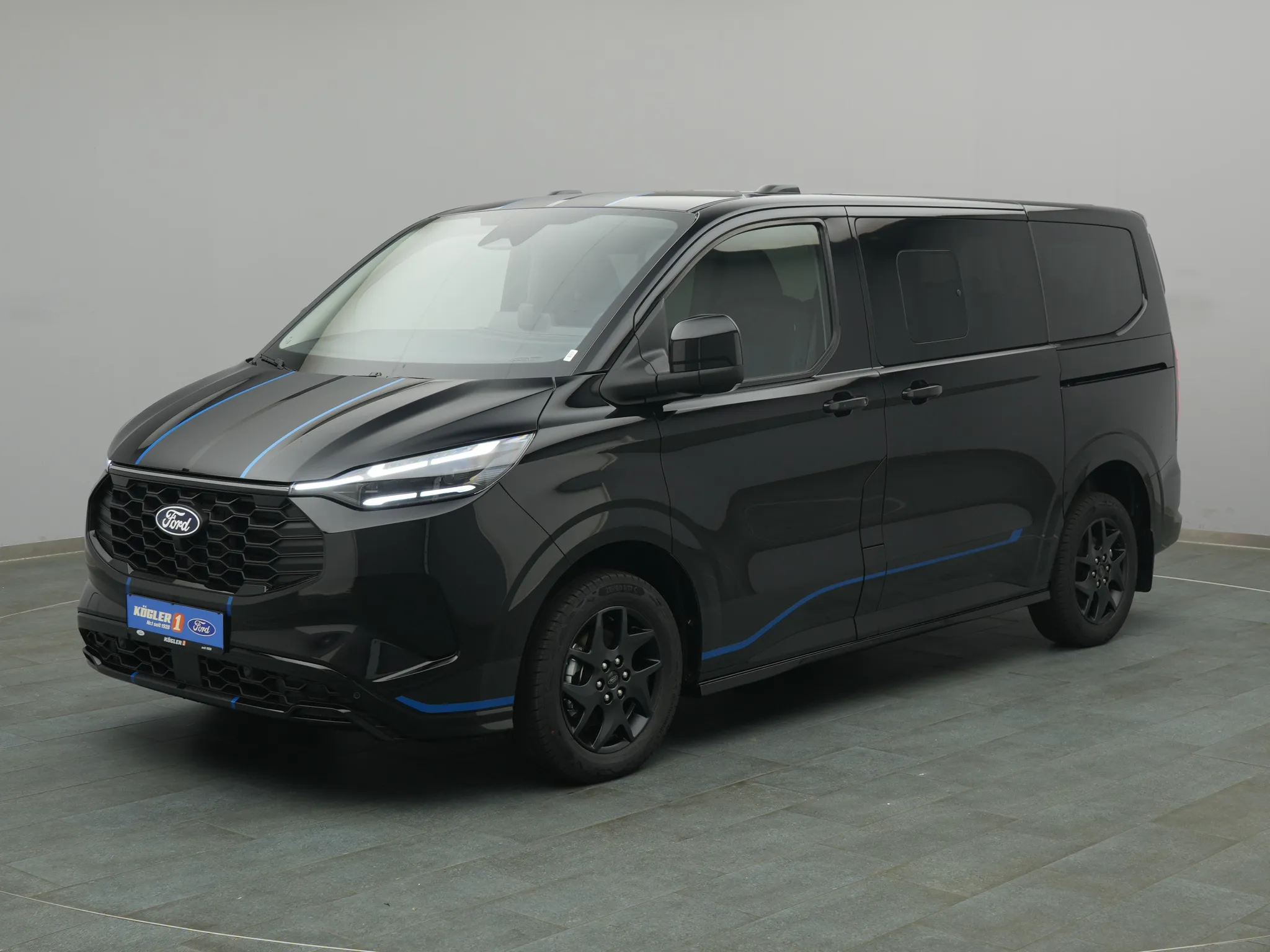 Ford Tourneo Custom – Bild 2