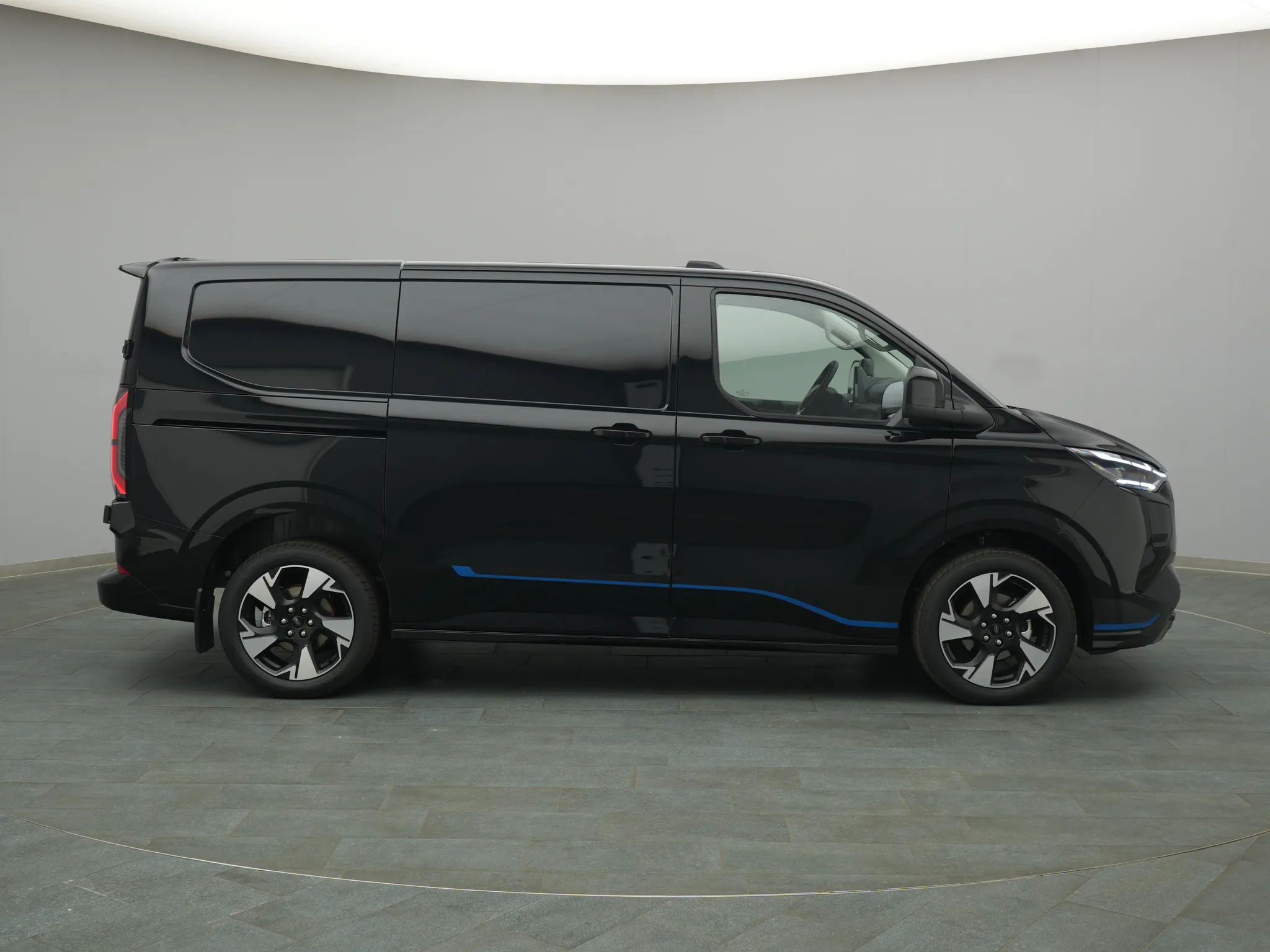 Ford Transit Custom Kasten – Bild 8
