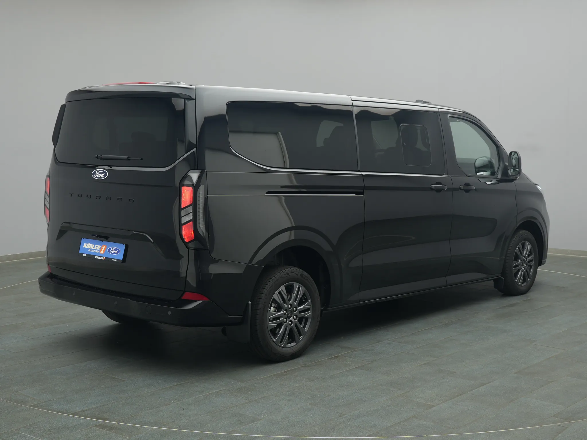 Ford Tourneo Custom – Bild 4
