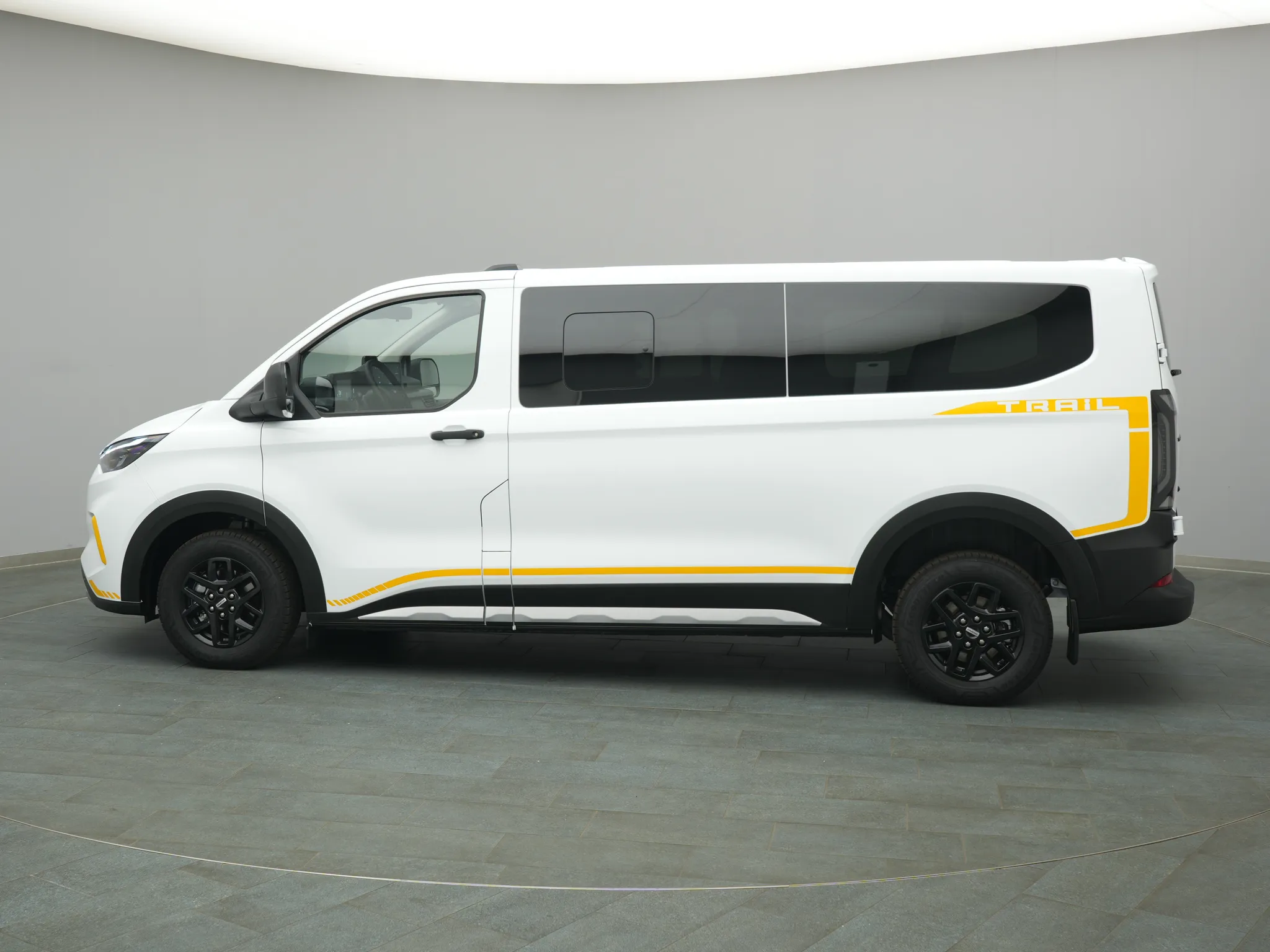 Ford Transit Custom Kombi – Bild 3