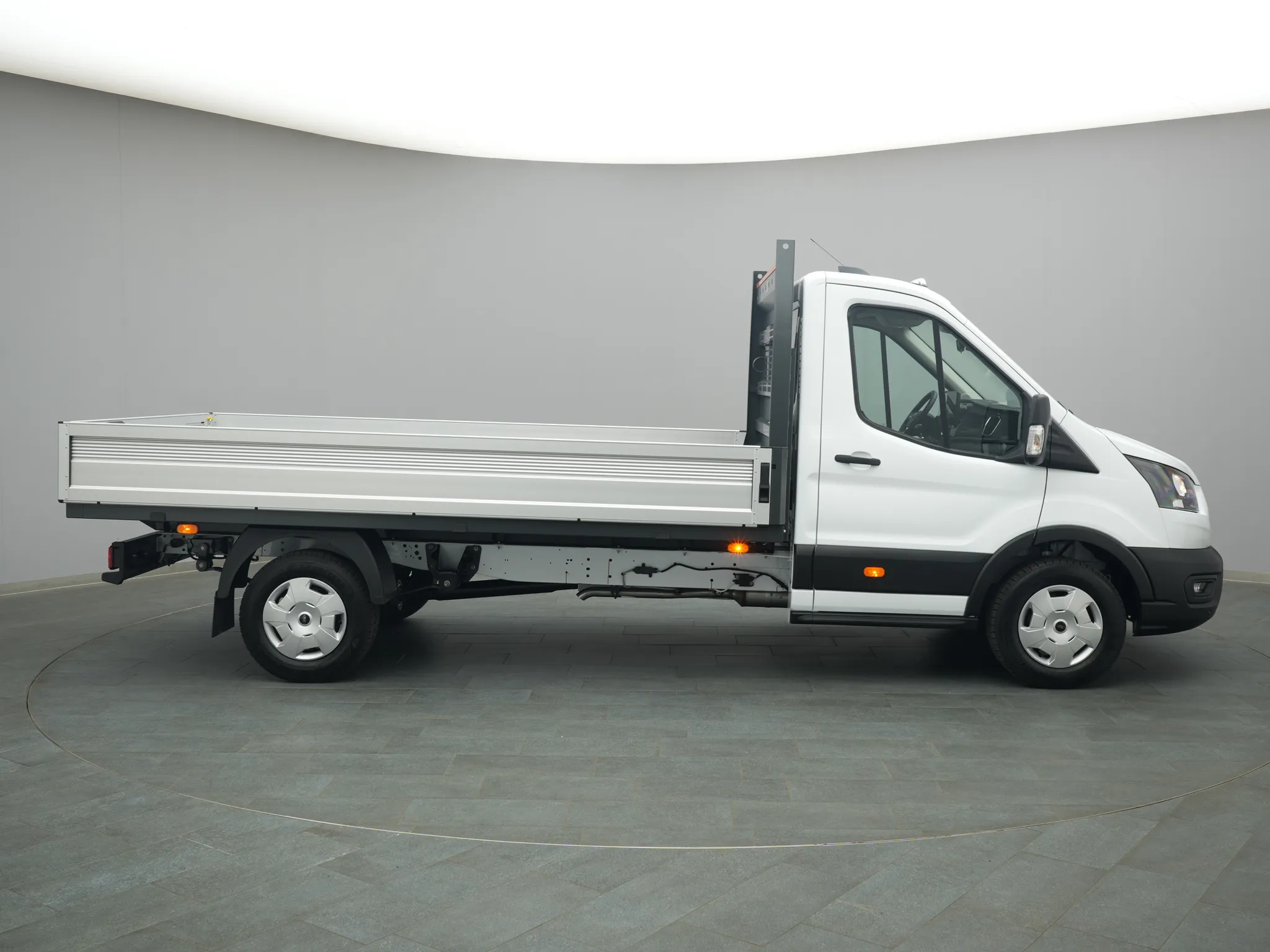 Ford Transit Pritsche EK – Bild 8