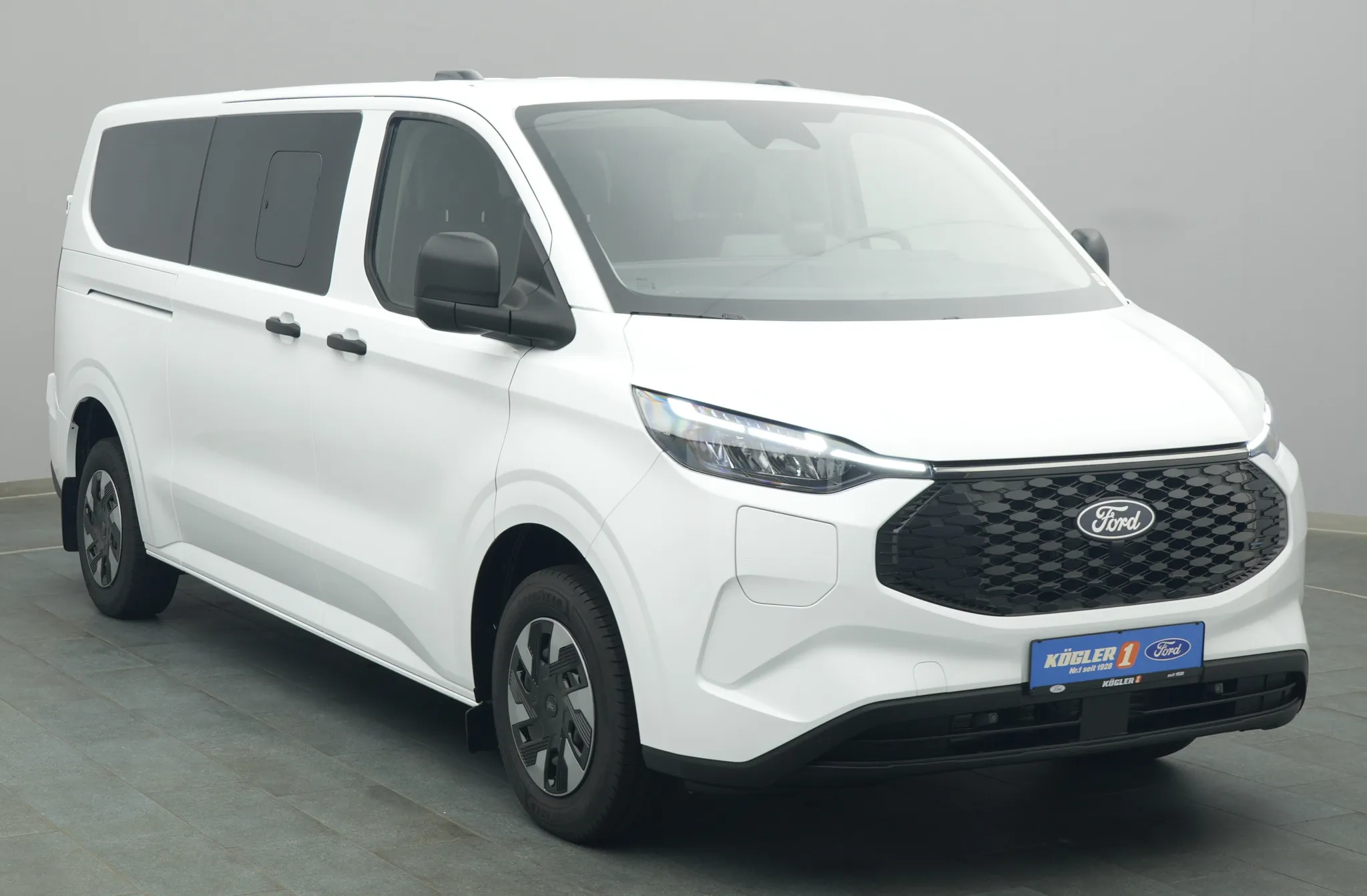 Ford E-Transit Custom Kombi – Bild 3
