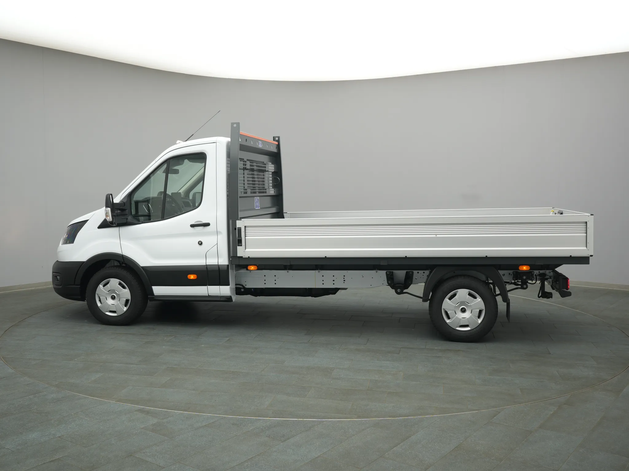 Ford Transit Pritsche EK – Bild 3