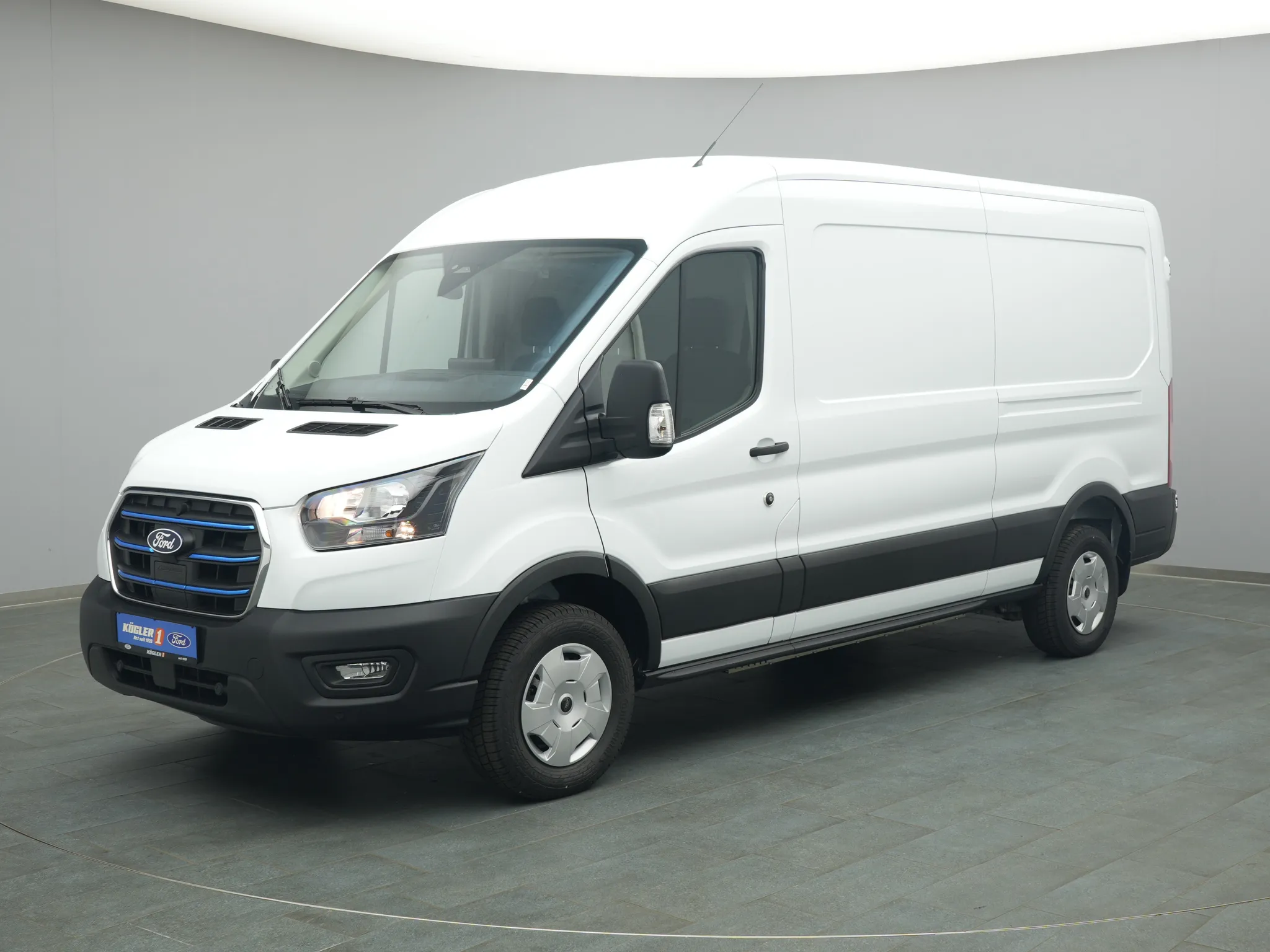 Ford E-Transit Kasten – Bild 2