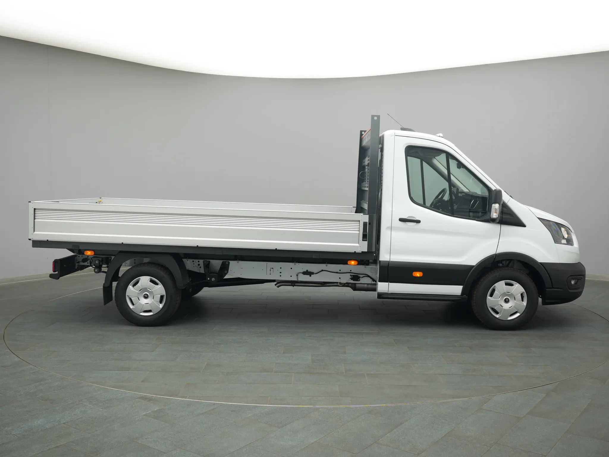 Ford Transit Pritsche EK – Bild 8
