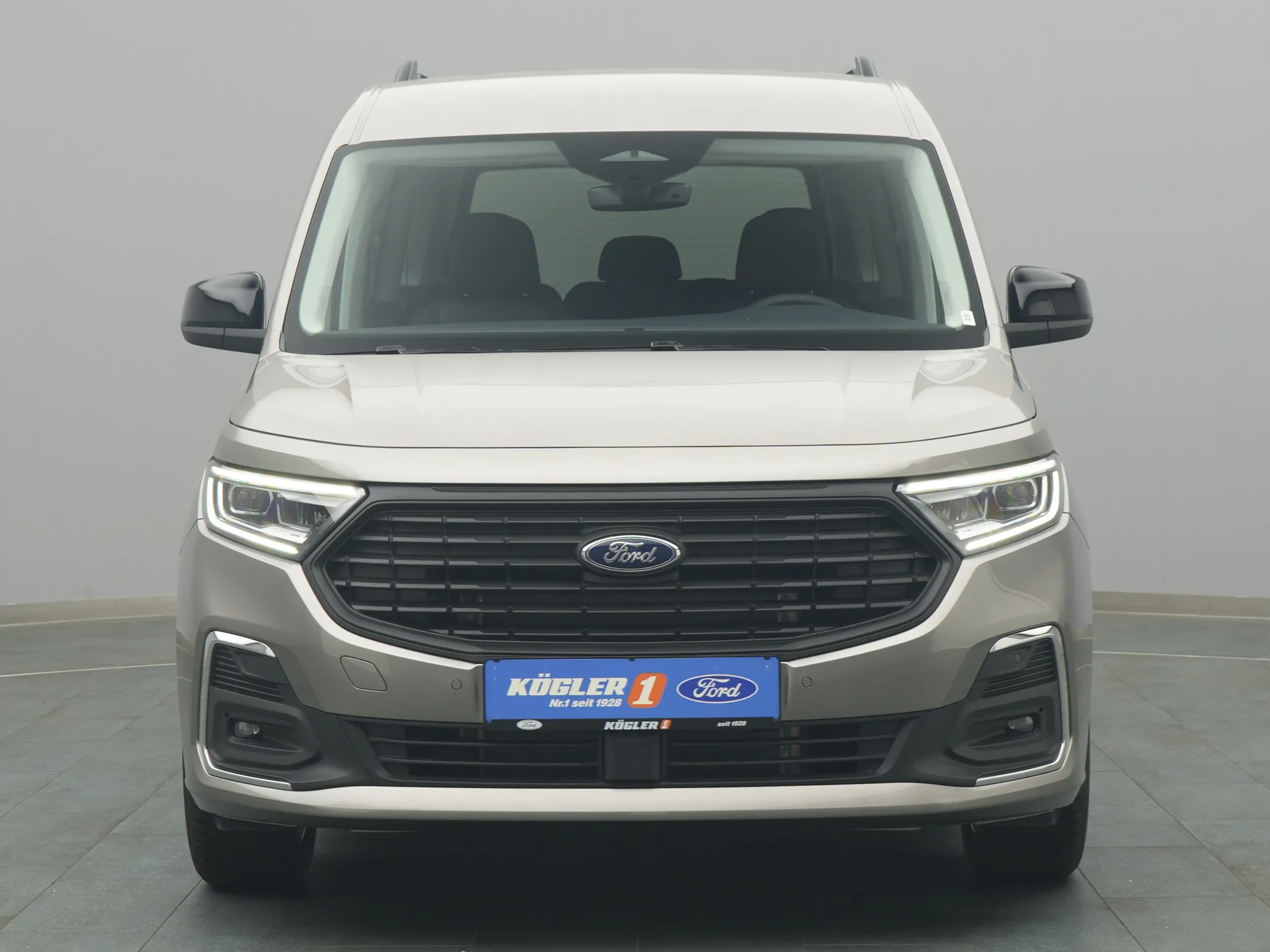 Ford Tourneo Connect Titanium – Bild 6