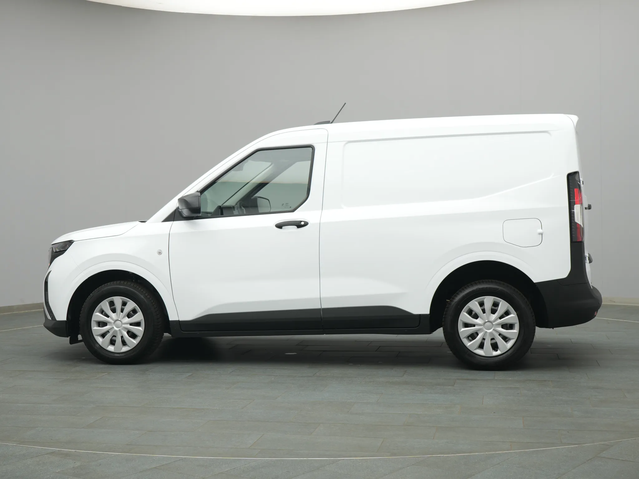 Ford Transit Courier Kasten – Bild 3