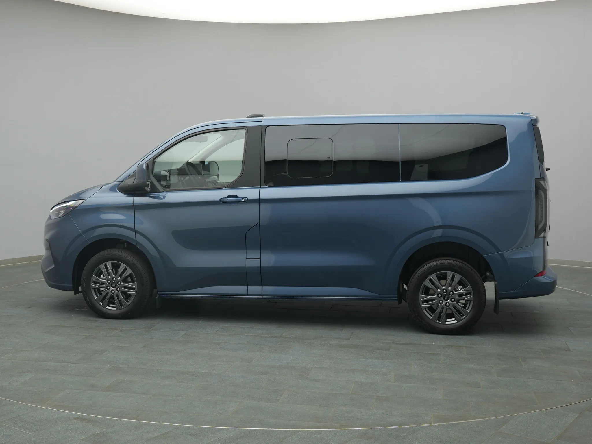 Ford Tourneo Custom – Bild 3