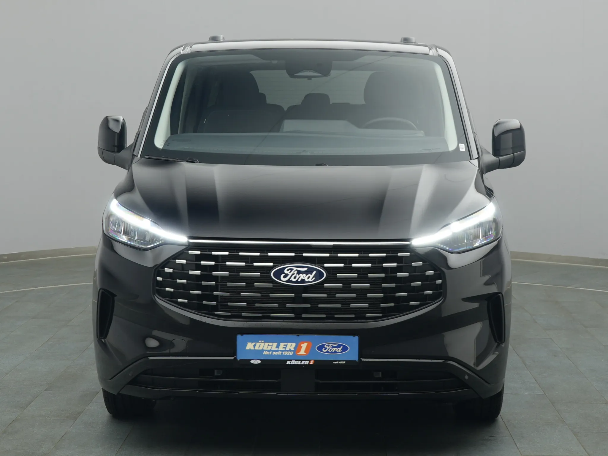 Ford Tourneo Custom – Bild 6