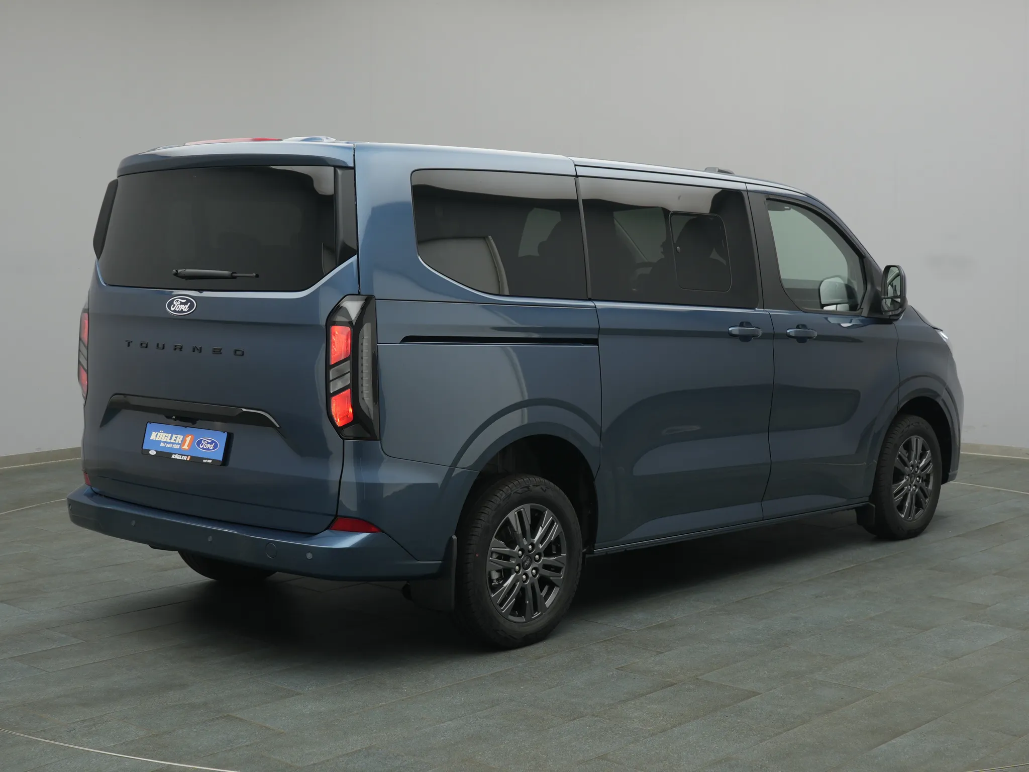 Ford Tourneo Custom – Bild 4