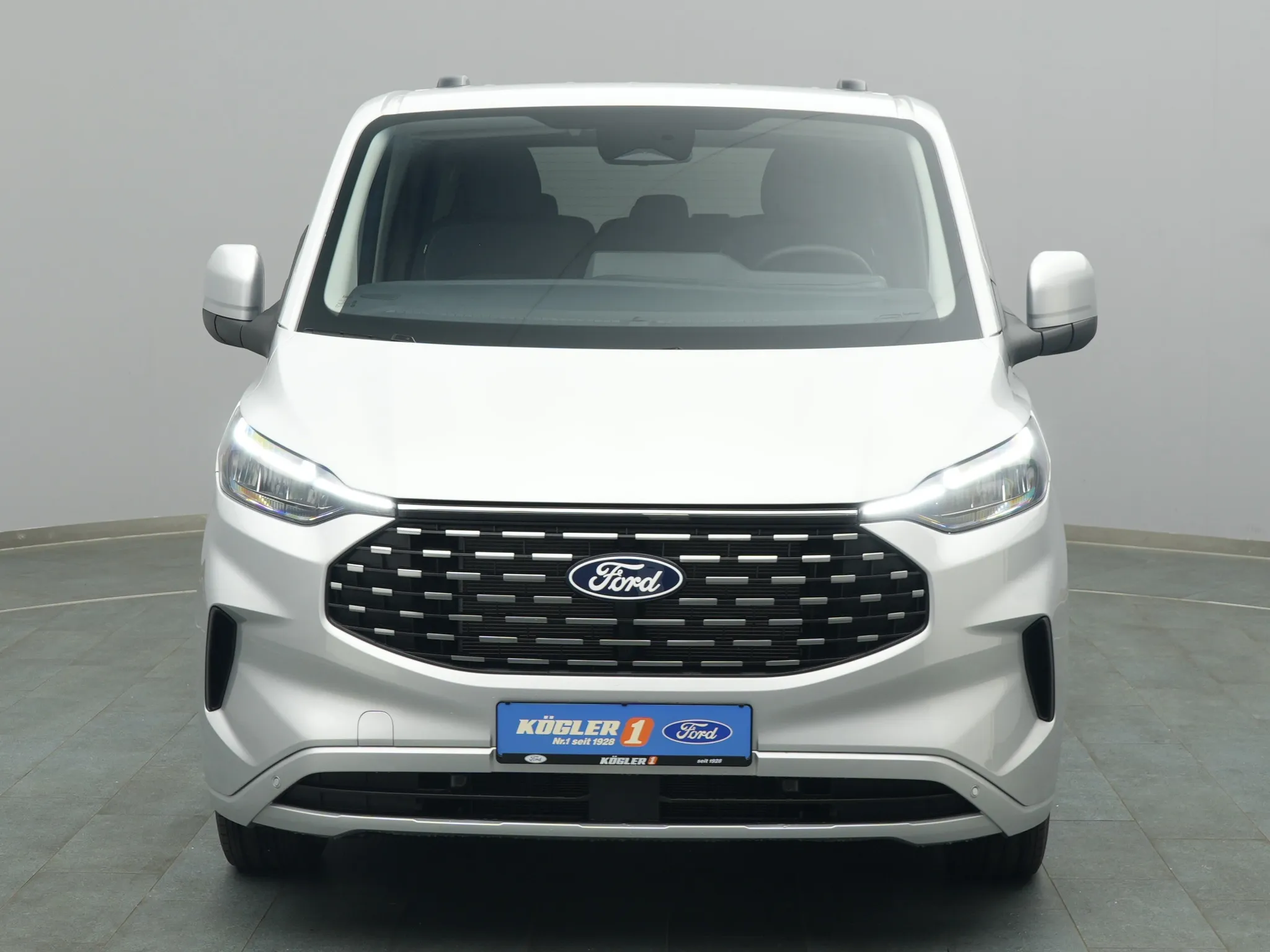 Ford Tourneo Custom – Bild 6