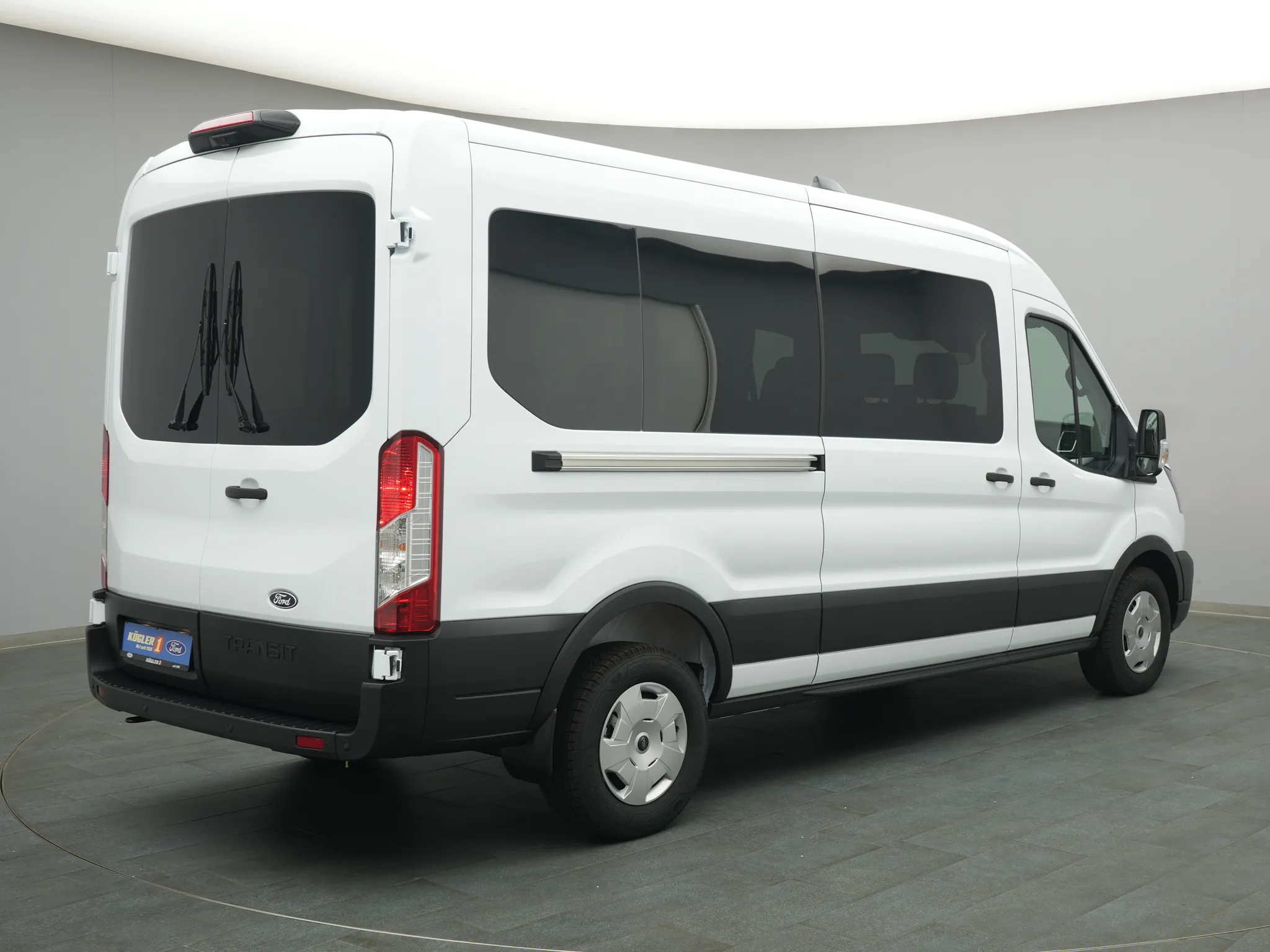 Ford Transit Kombi – Bild 4