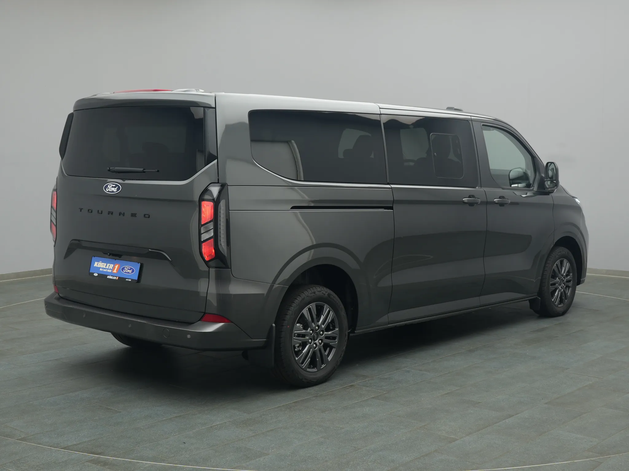 Ford Tourneo Custom – Bild 4