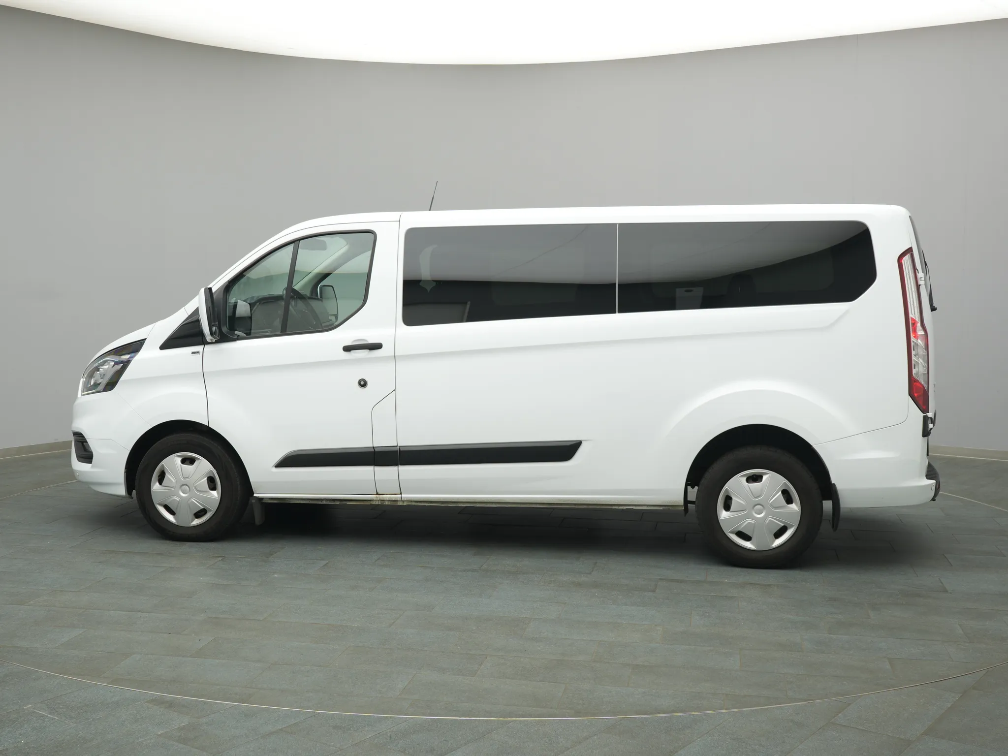 Ford Transit Custom Kombi – Bild 3