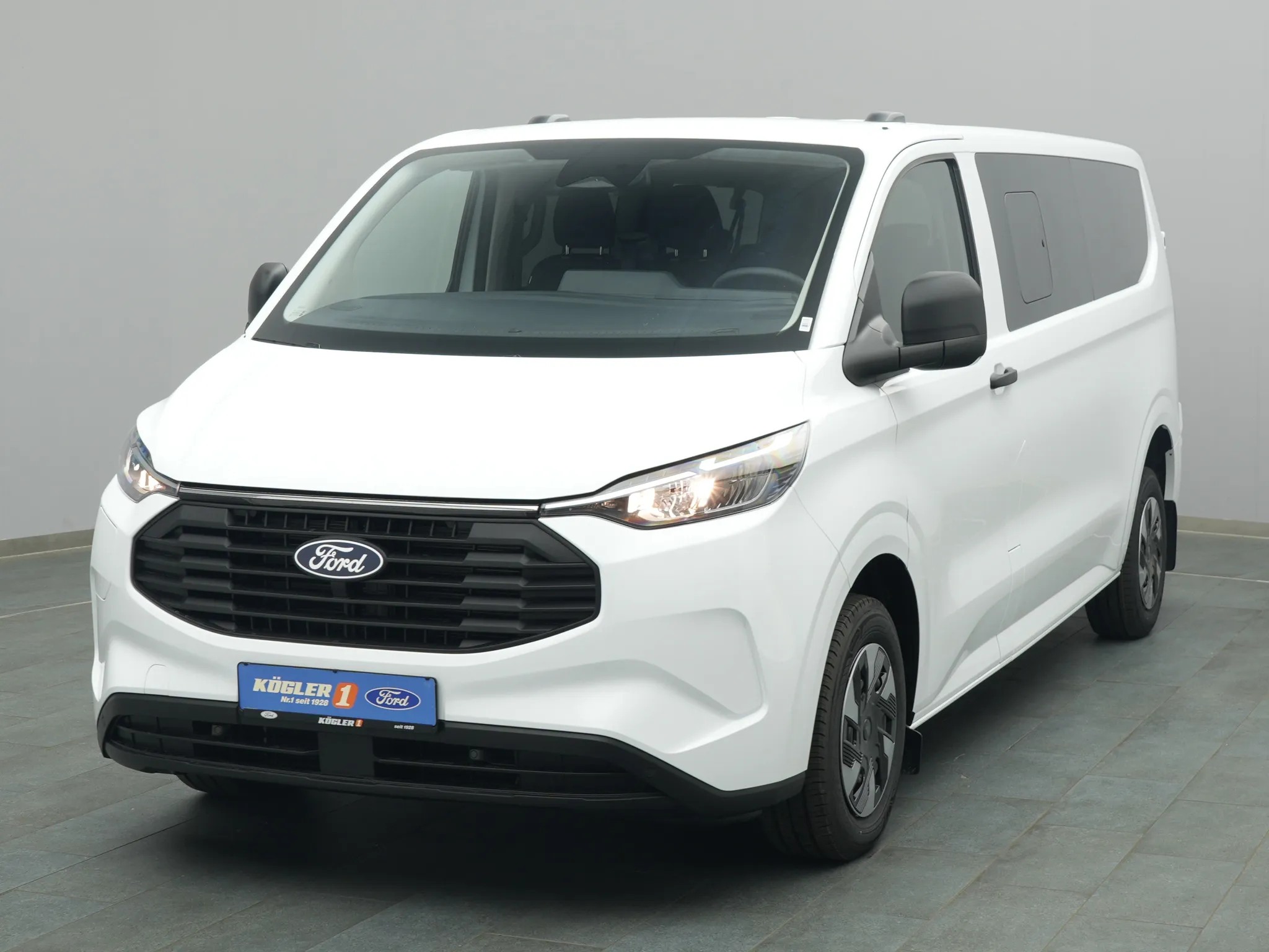 Ford Transit Custom Kombi PHEV 340 L2 / LED / PDC Bild