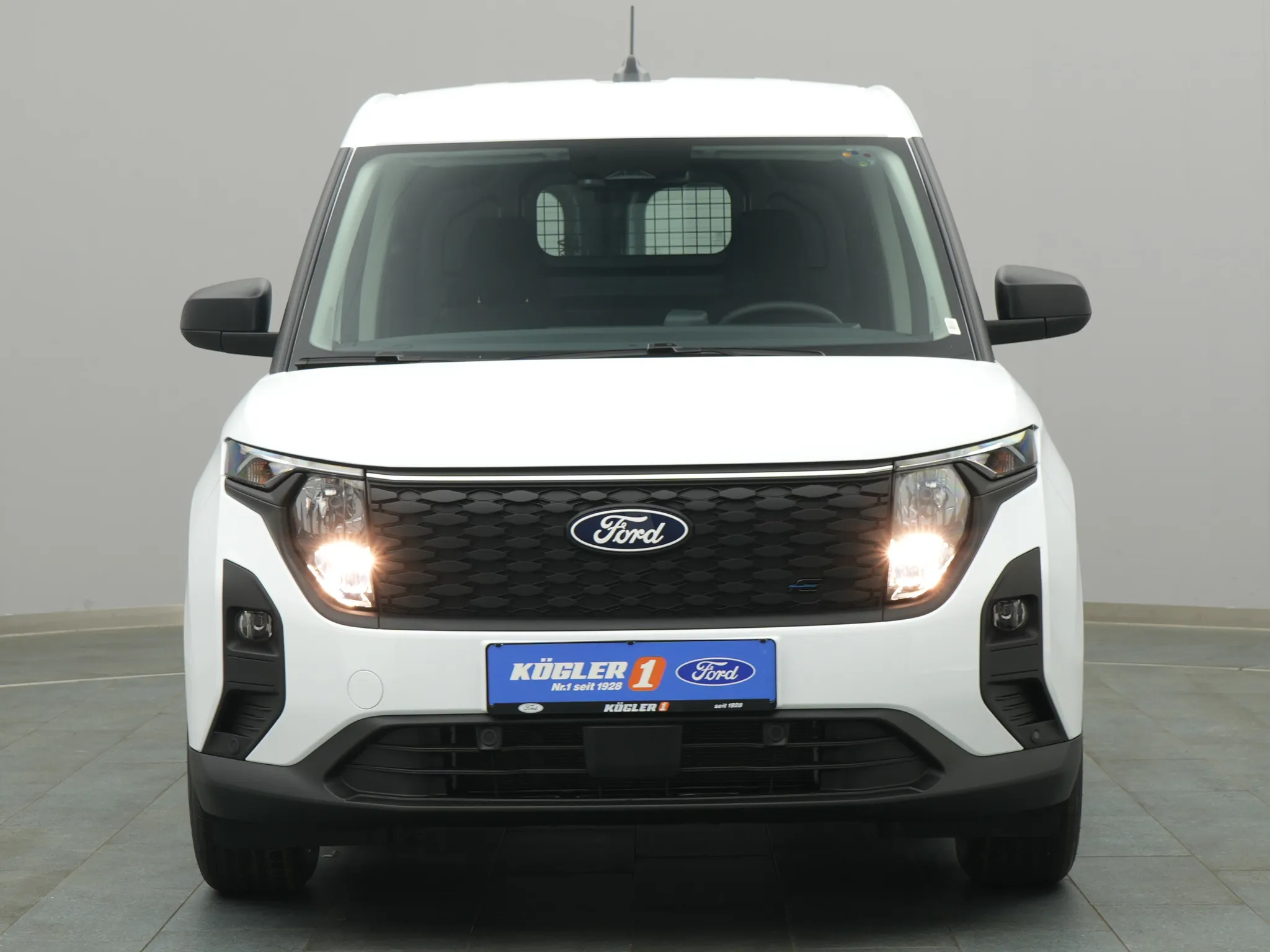 Ford E-Transit Courier Kasten – Bild 6