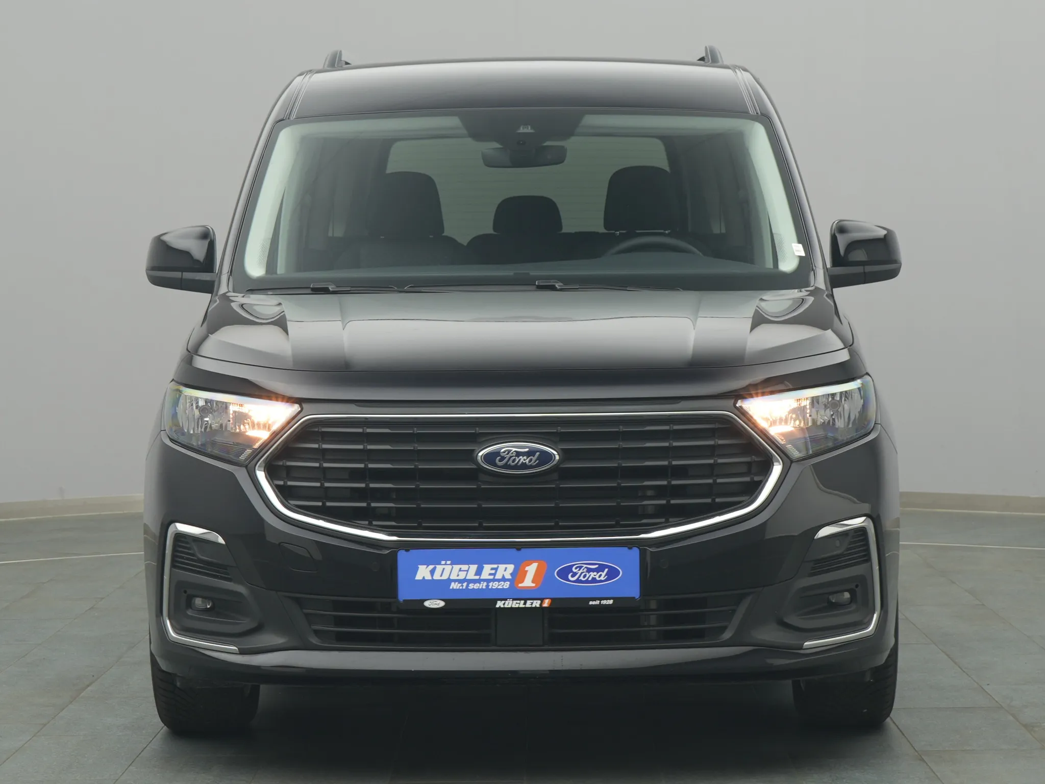 Ford Tourneo Connect Titanium – Bild 6