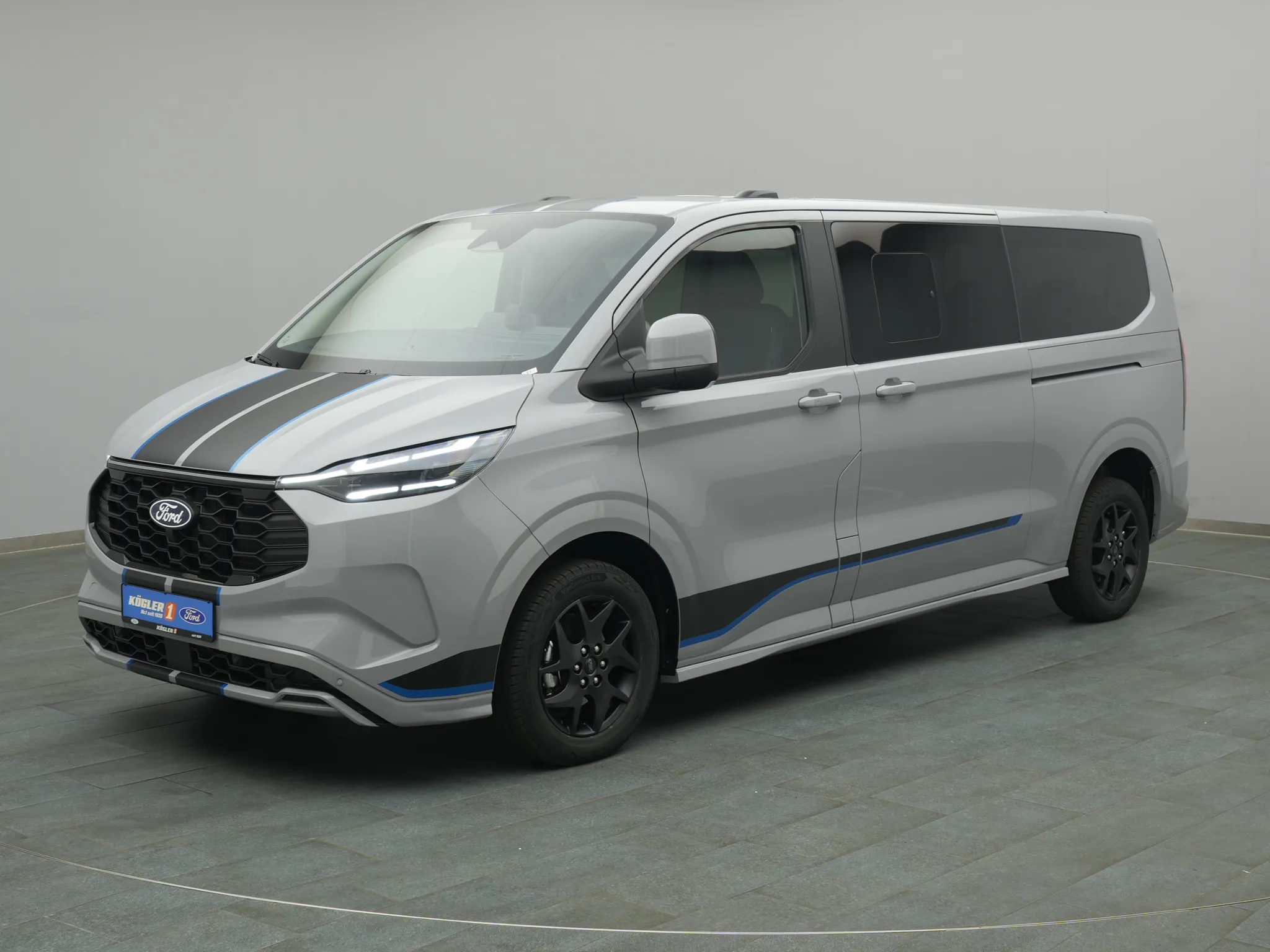 Ford Tourneo Custom – Bild 2