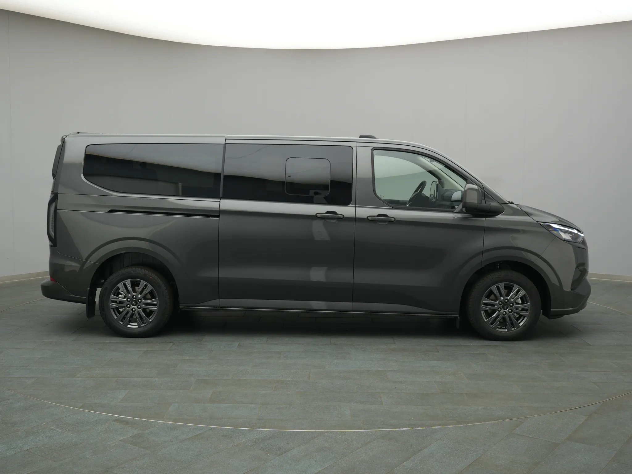 Ford Tourneo Custom – Bild 8