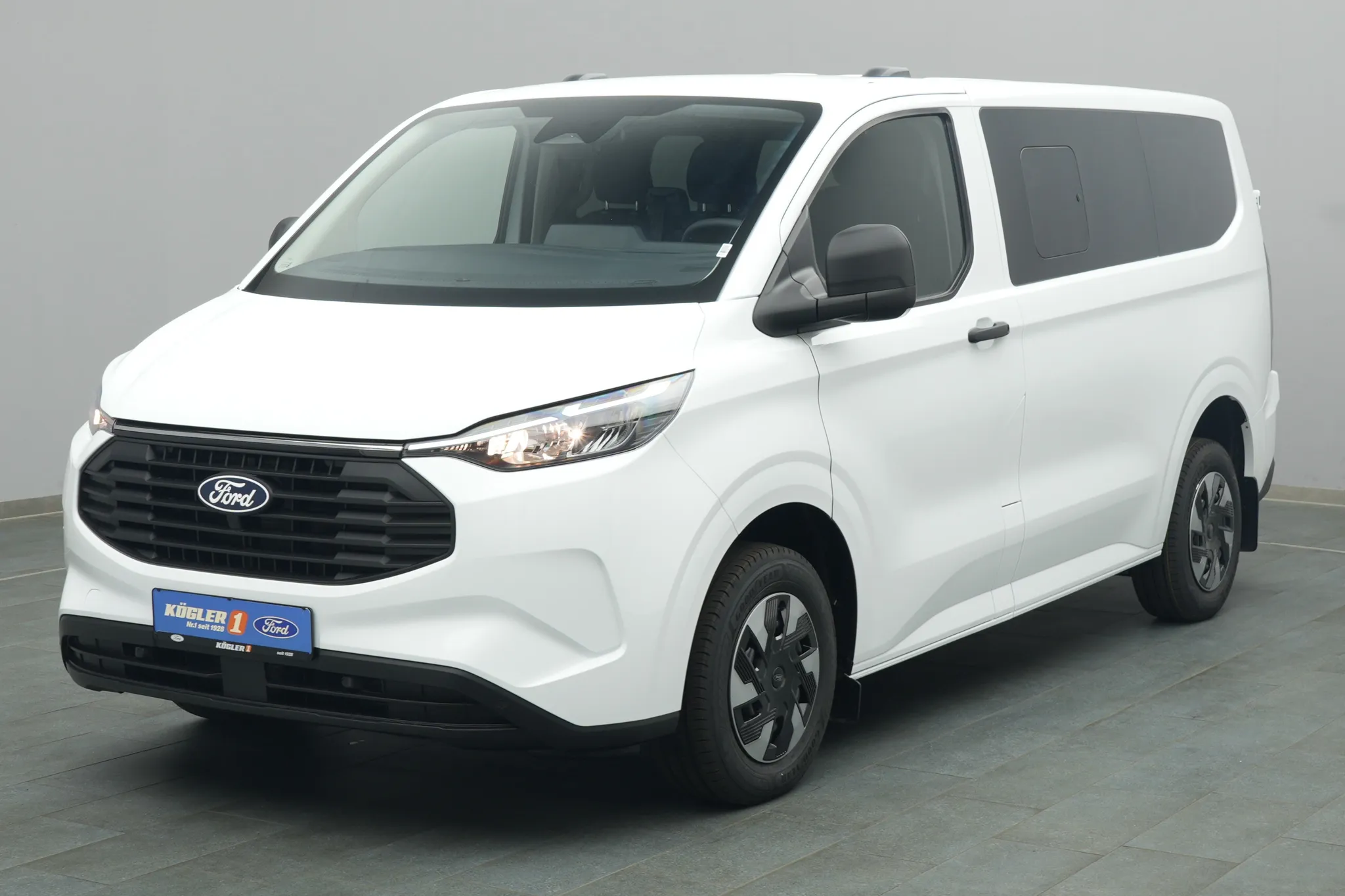 Ford Transit Custom Kombi PHEV 340 L1 Trend Bild