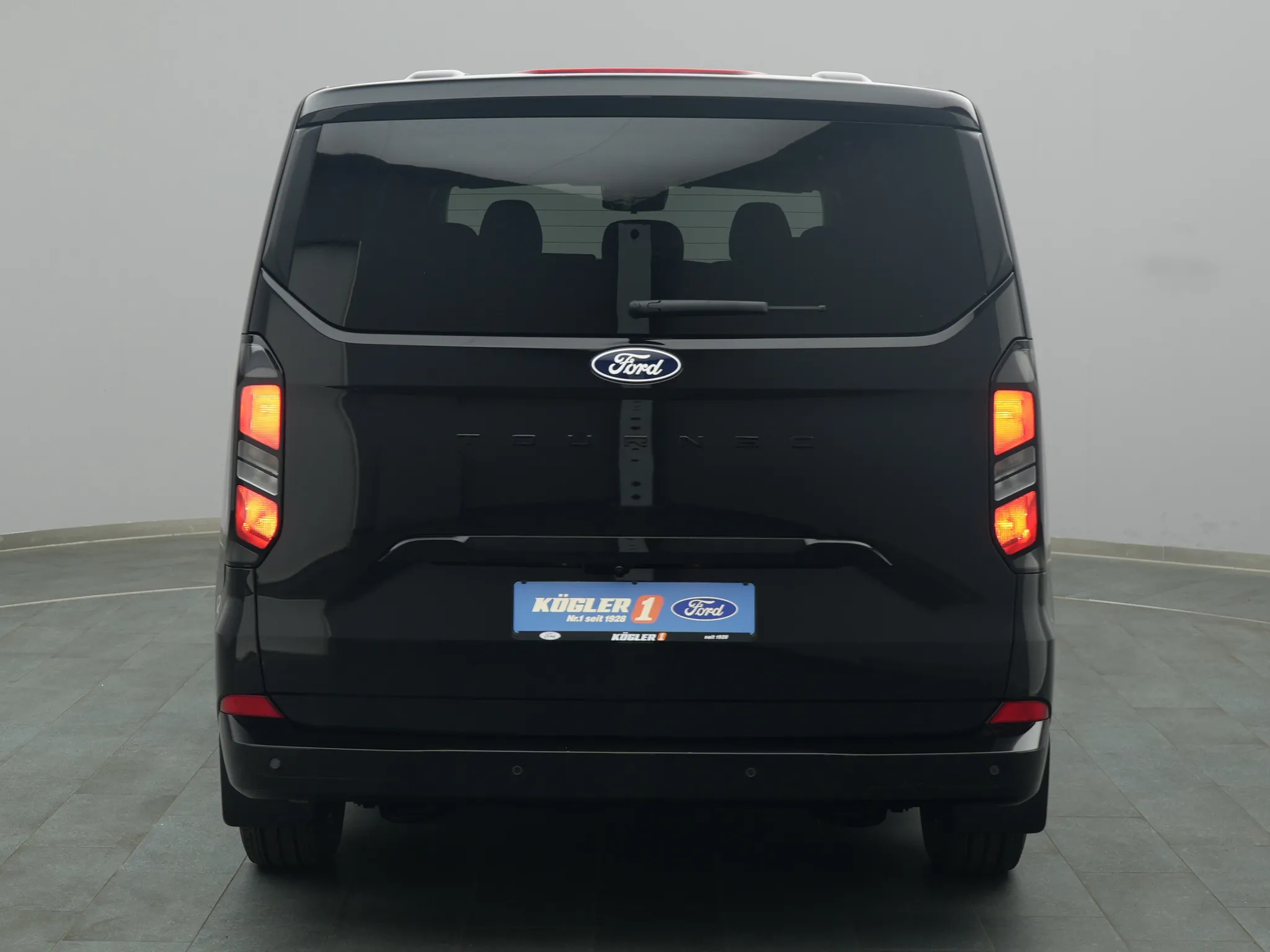 Ford Tourneo Custom – Bild 7