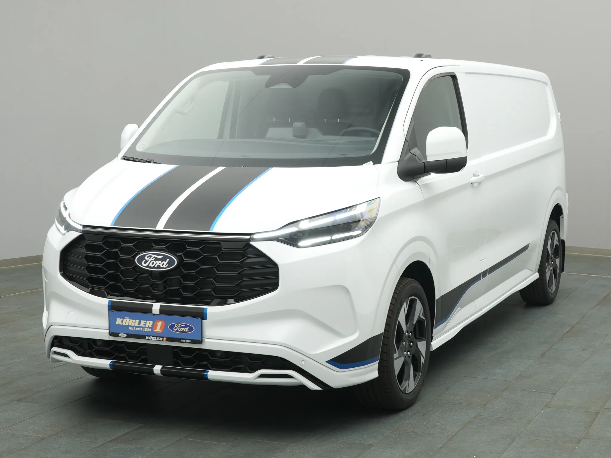 Ford Transit Custom Kasten PHEV 320 L2 Sport Bild